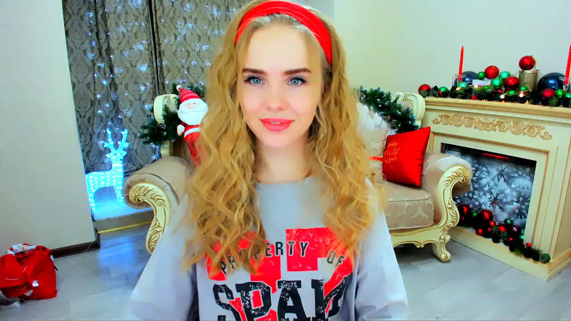 Gallery image thumbnail from ShowMeTheWay's myfreecams stream on, 12/15/2023, 17:23 image 16 of 20