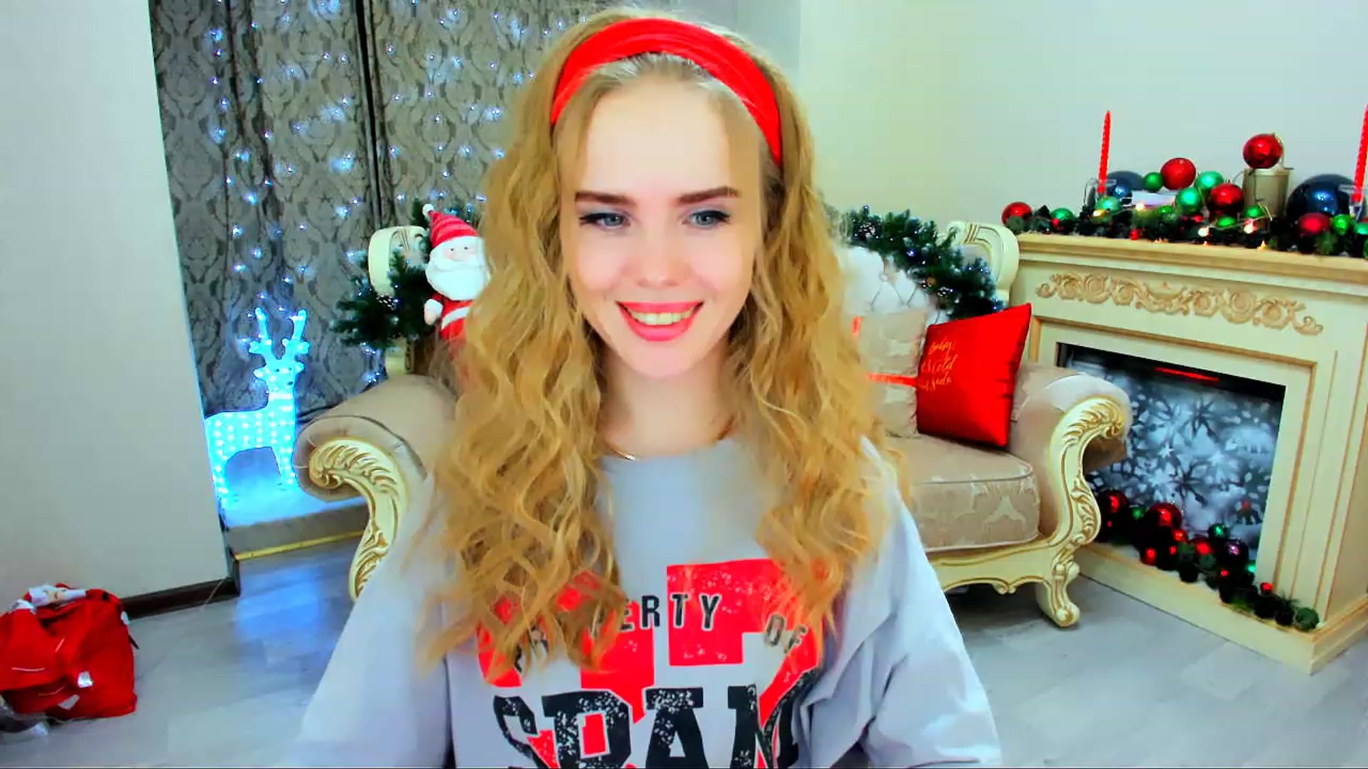 Gallery image thumbnail from ShowMeTheWay's myfreecams stream on, 12/15/2023, 17:23 image 11 of 20