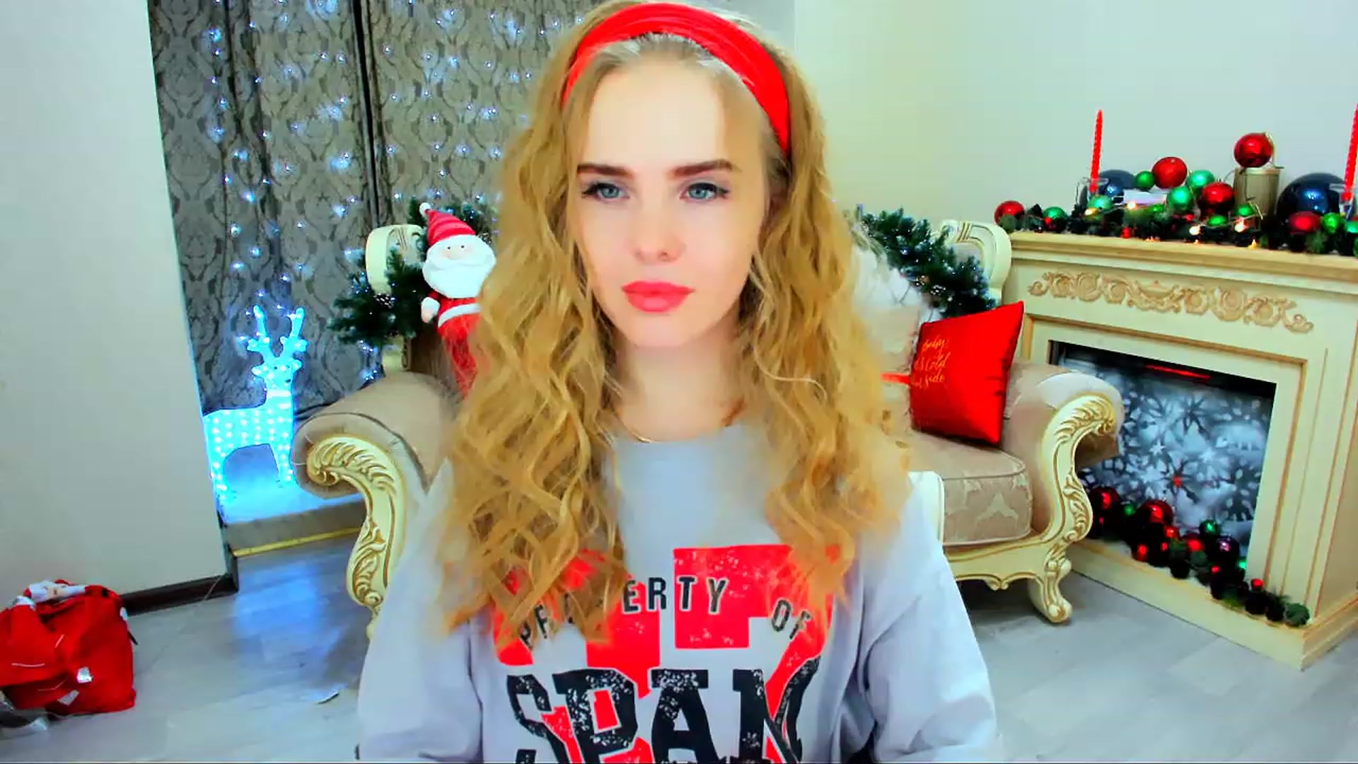 Gallery image thumbnail from ShowMeTheWay's myfreecams stream on, 12/15/2023, 17:23 image 3 of 20