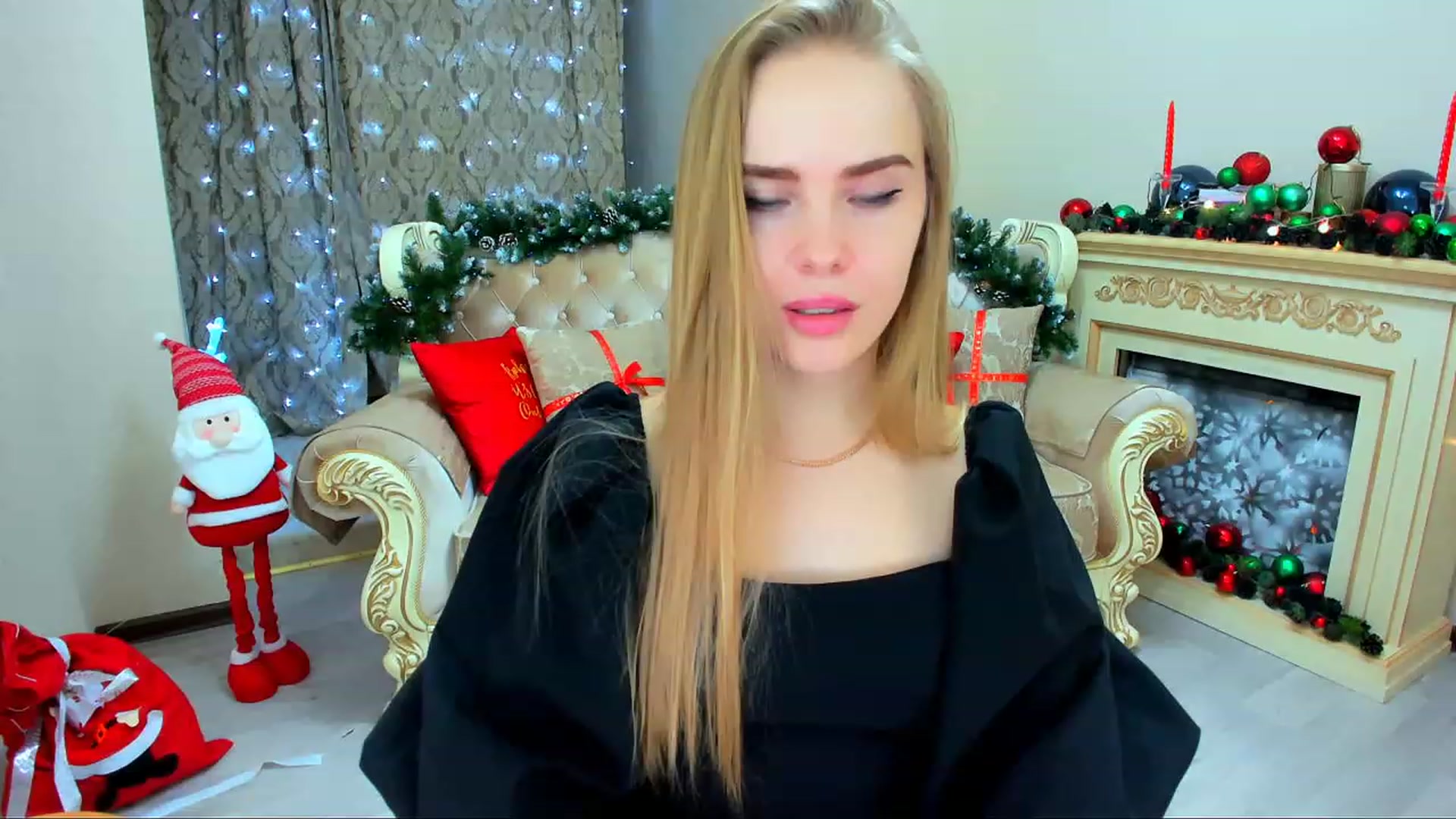 Gallery image thumbnail from ShowMeTheWay's myfreecams stream on, 12/22/2023, 12:46 image 15 of 20