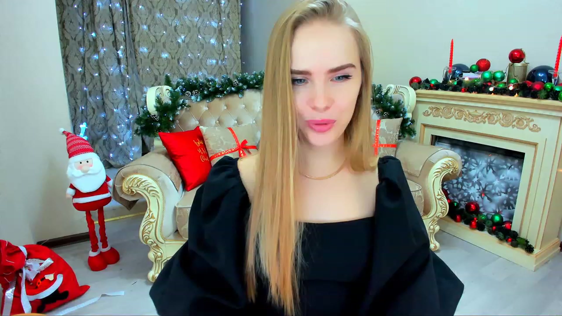 Gallery image thumbnail from ShowMeTheWay's myfreecams stream on, 12/22/2023, 12:46 image 11 of 20