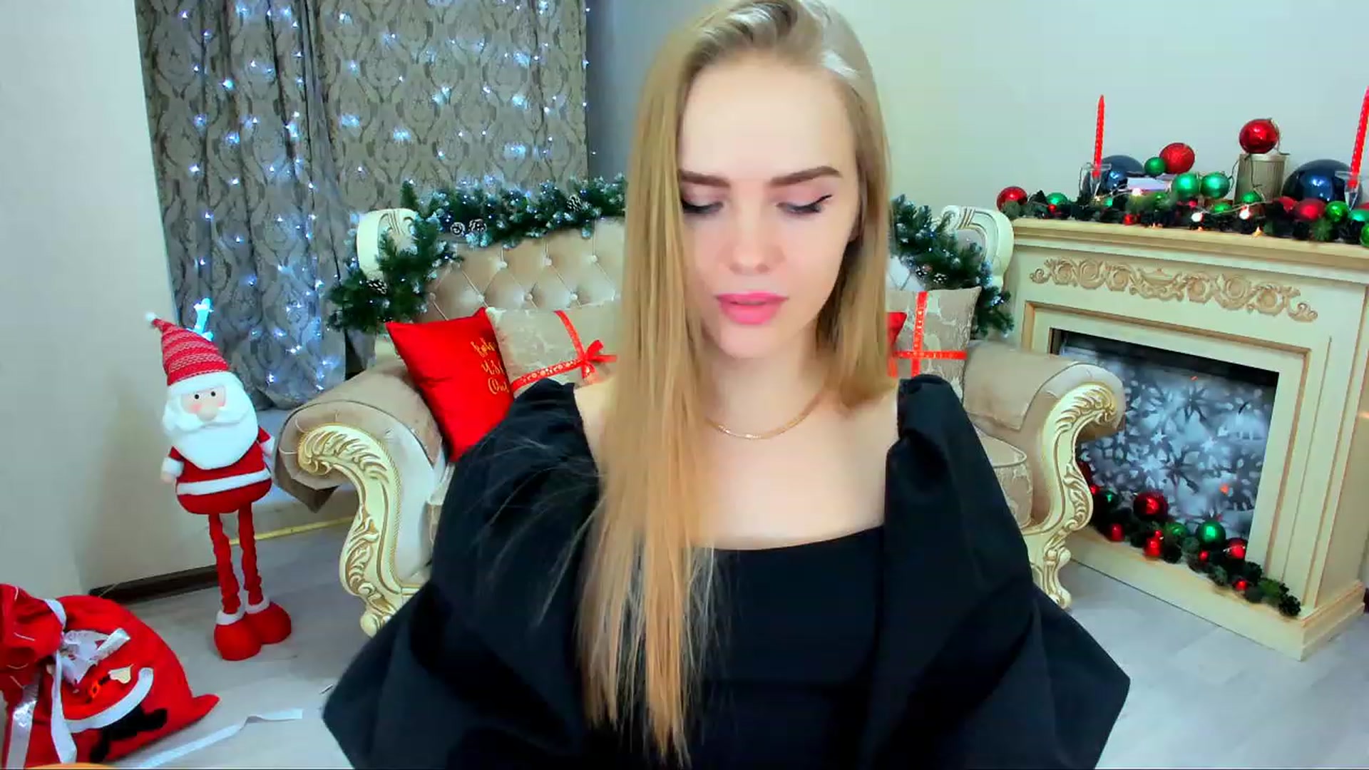Gallery image thumbnail from ShowMeTheWay's myfreecams stream on, 12/22/2023, 12:46 image 2 of 20