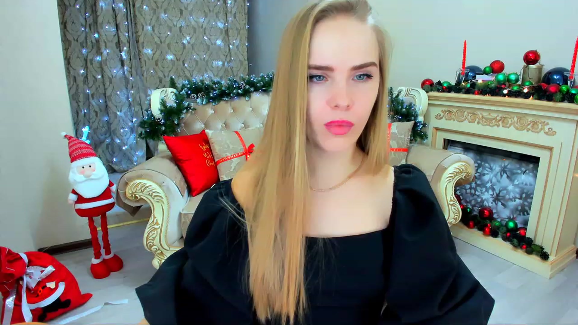 Gallery image thumbnail from ShowMeTheWay's myfreecams stream on, 12/22/2023, 14:09 image 12 of 20