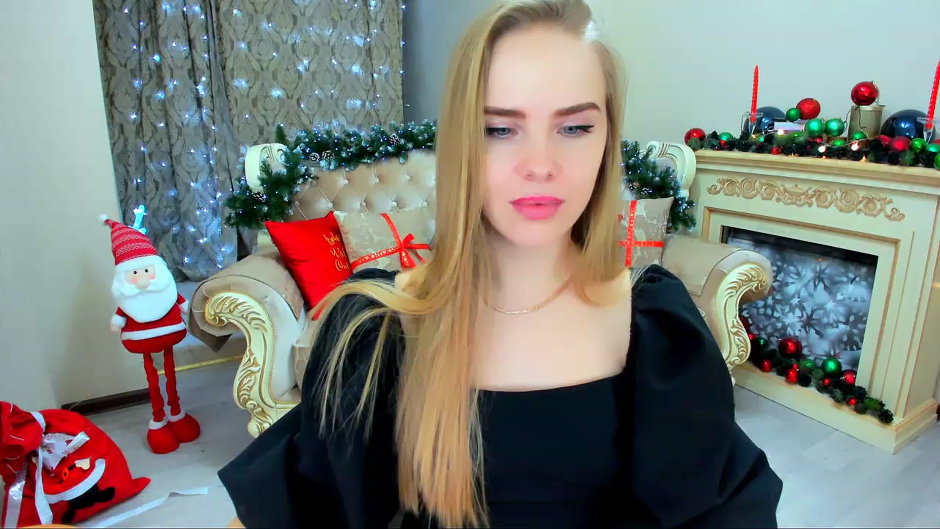 Gallery image thumbnail from ShowMeTheWay's myfreecams stream on, 12/22/2023, 14:09 image 18 of 20