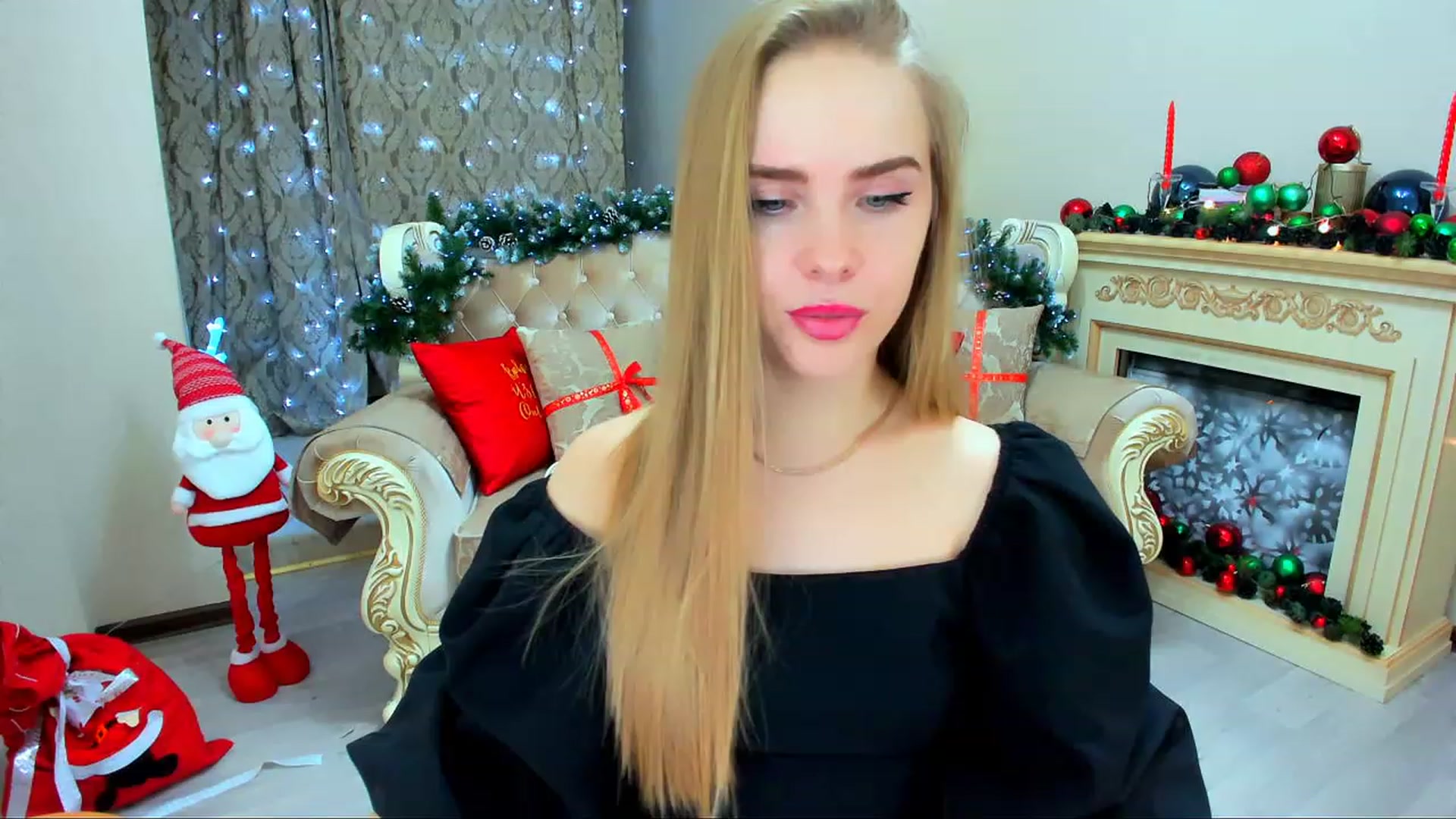 Gallery image thumbnail from ShowMeTheWay's myfreecams stream on, 12/22/2023, 14:09 image 3 of 20
