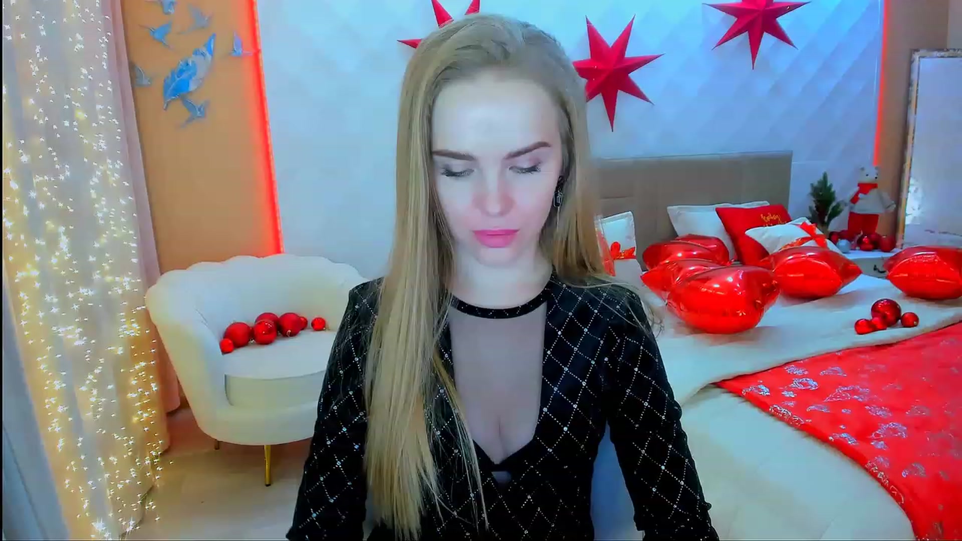 Gallery image thumbnail from ShowMeTheWay's myfreecams stream on, 12/24/2023, 10:58 image 11 of 20
