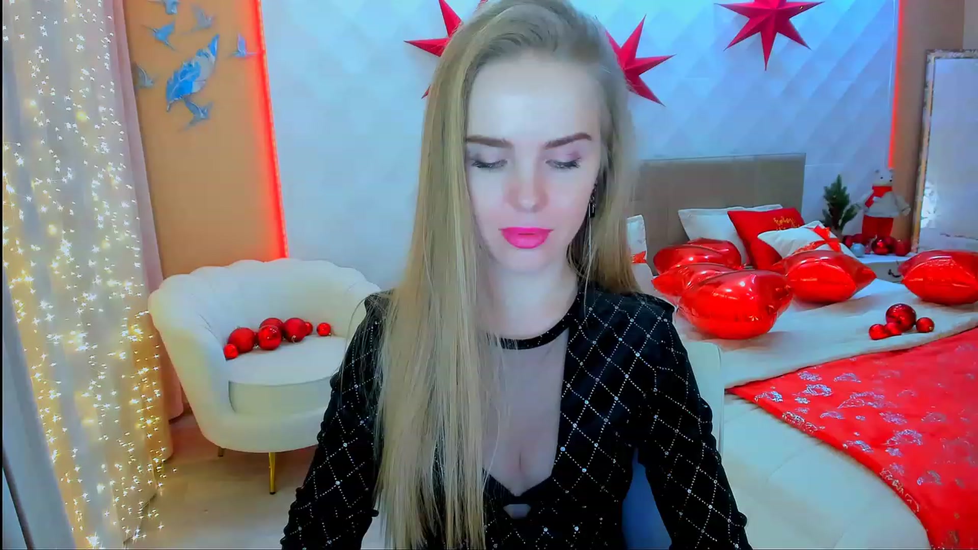 Gallery image thumbnail from ShowMeTheWay's myfreecams stream on, 12/24/2023, 12:33 image 13 of 20