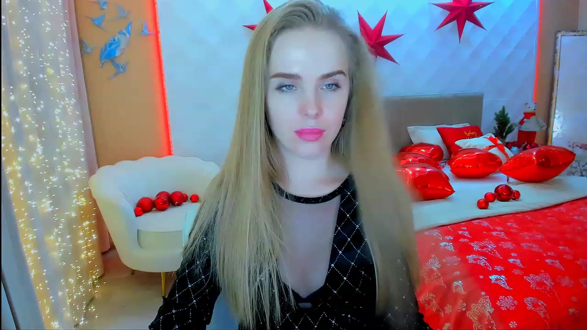 Gallery image thumbnail from ShowMeTheWay's myfreecams stream on, 12/24/2023, 13:31 image 12 of 20