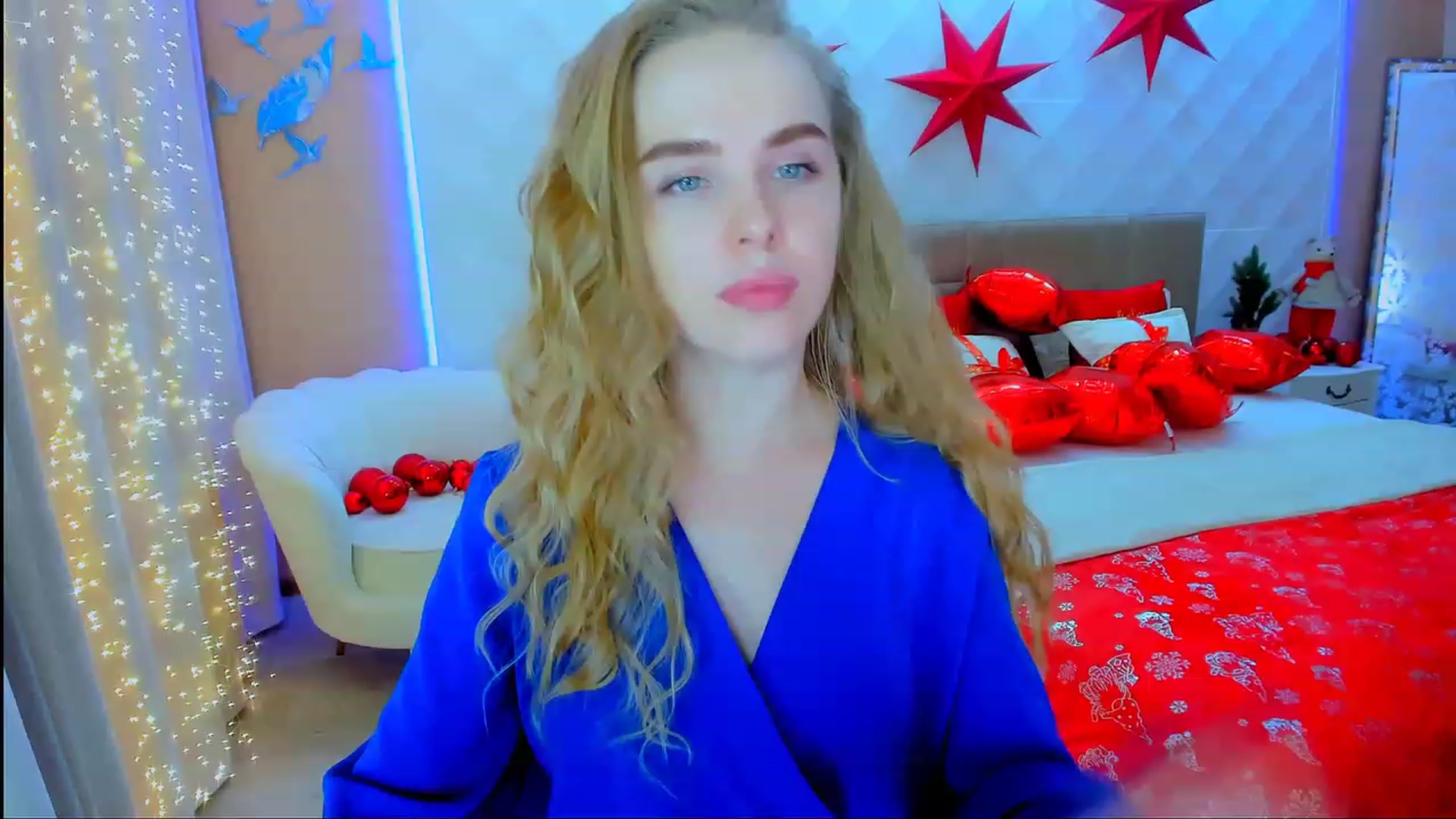 Gallery image thumbnail from ShowMeTheWay's myfreecams stream on, 12/27/2023, 12:29 image 8 of 20