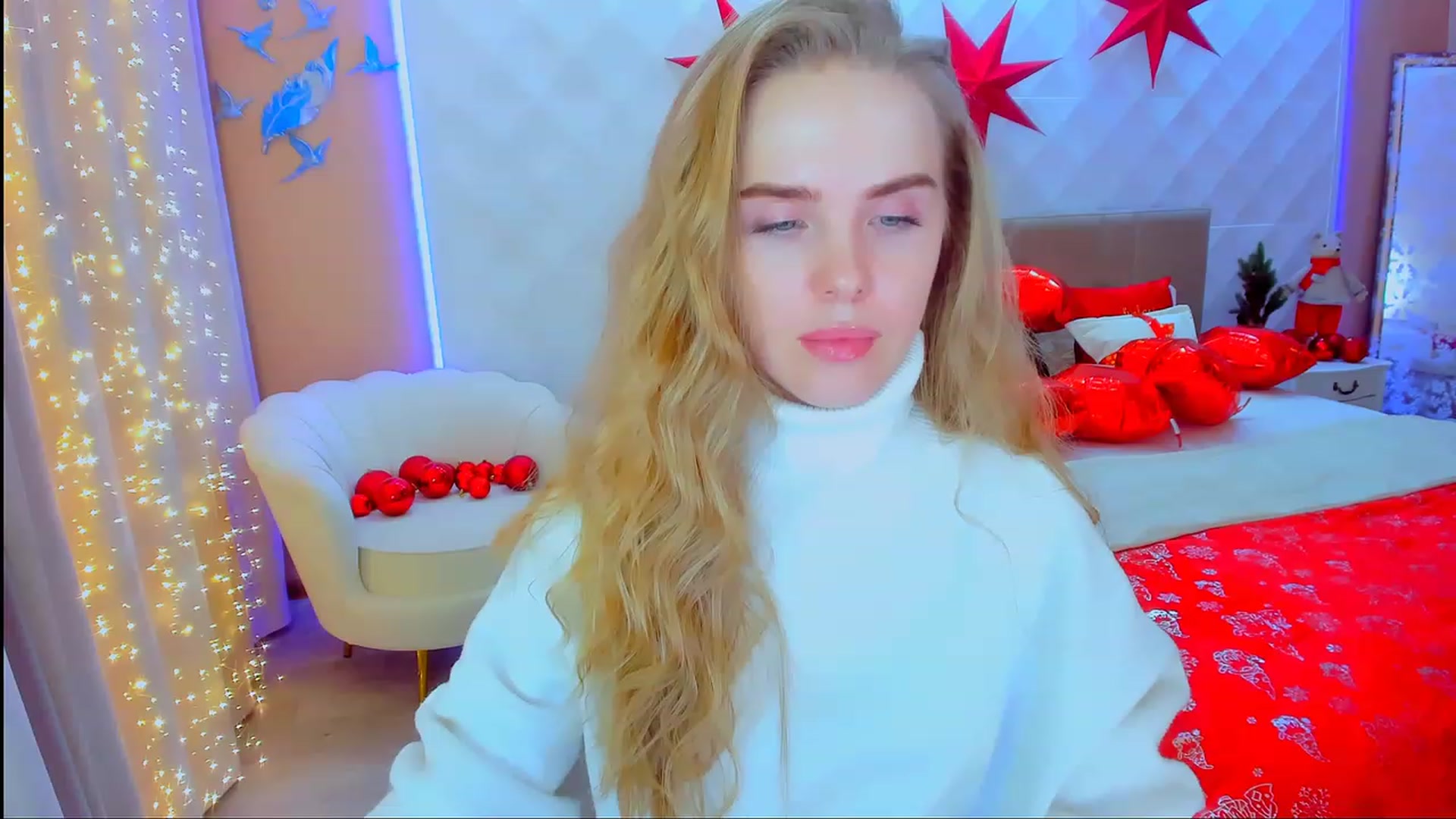 Gallery image thumbnail from ShowMeTheWay's myfreecams stream on, 12/27/2023, 17:40 image 12 of 20