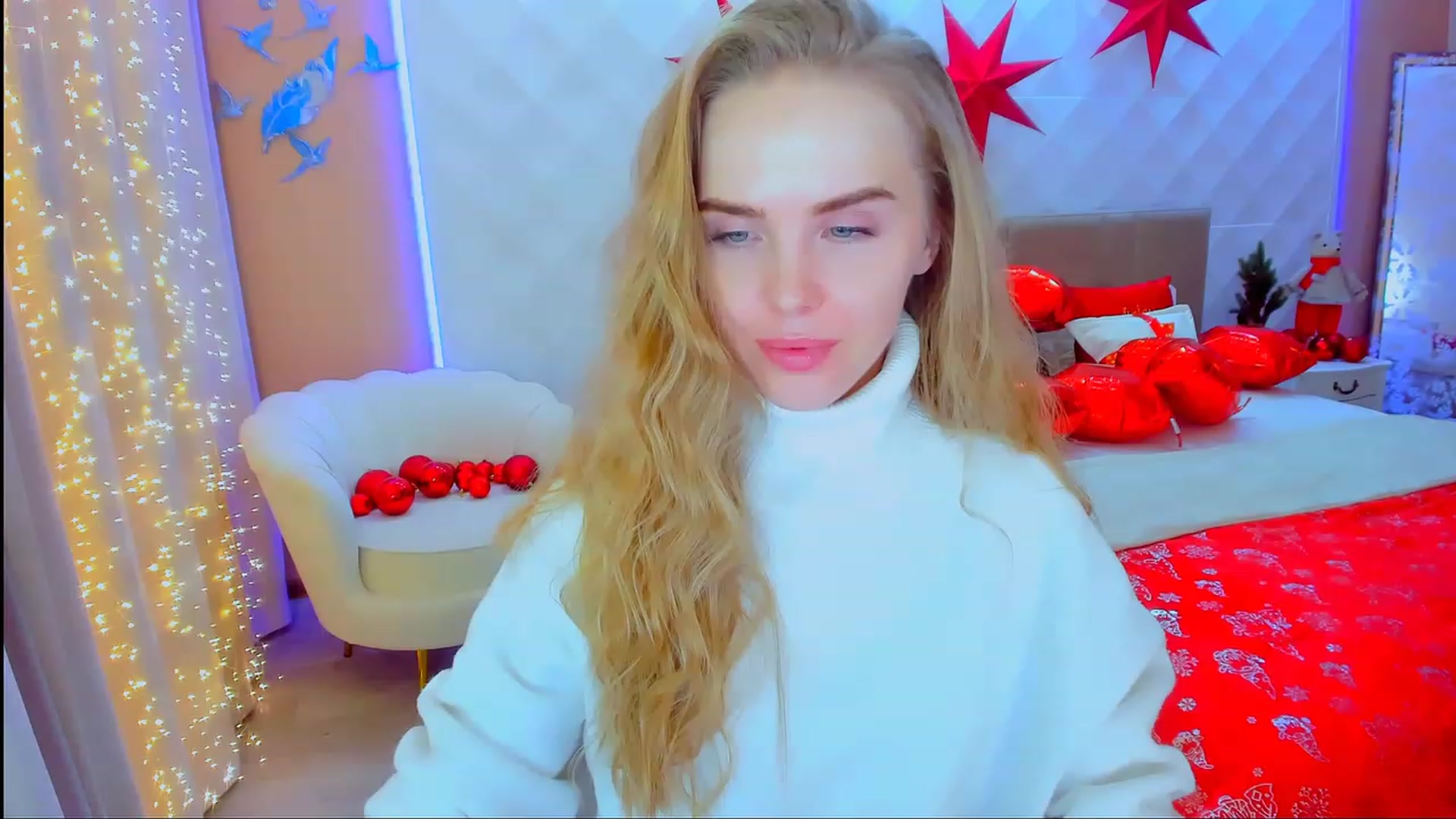 Gallery image thumbnail from ShowMeTheWay's myfreecams stream on, 12/27/2023, 17:40 image 15 of 20