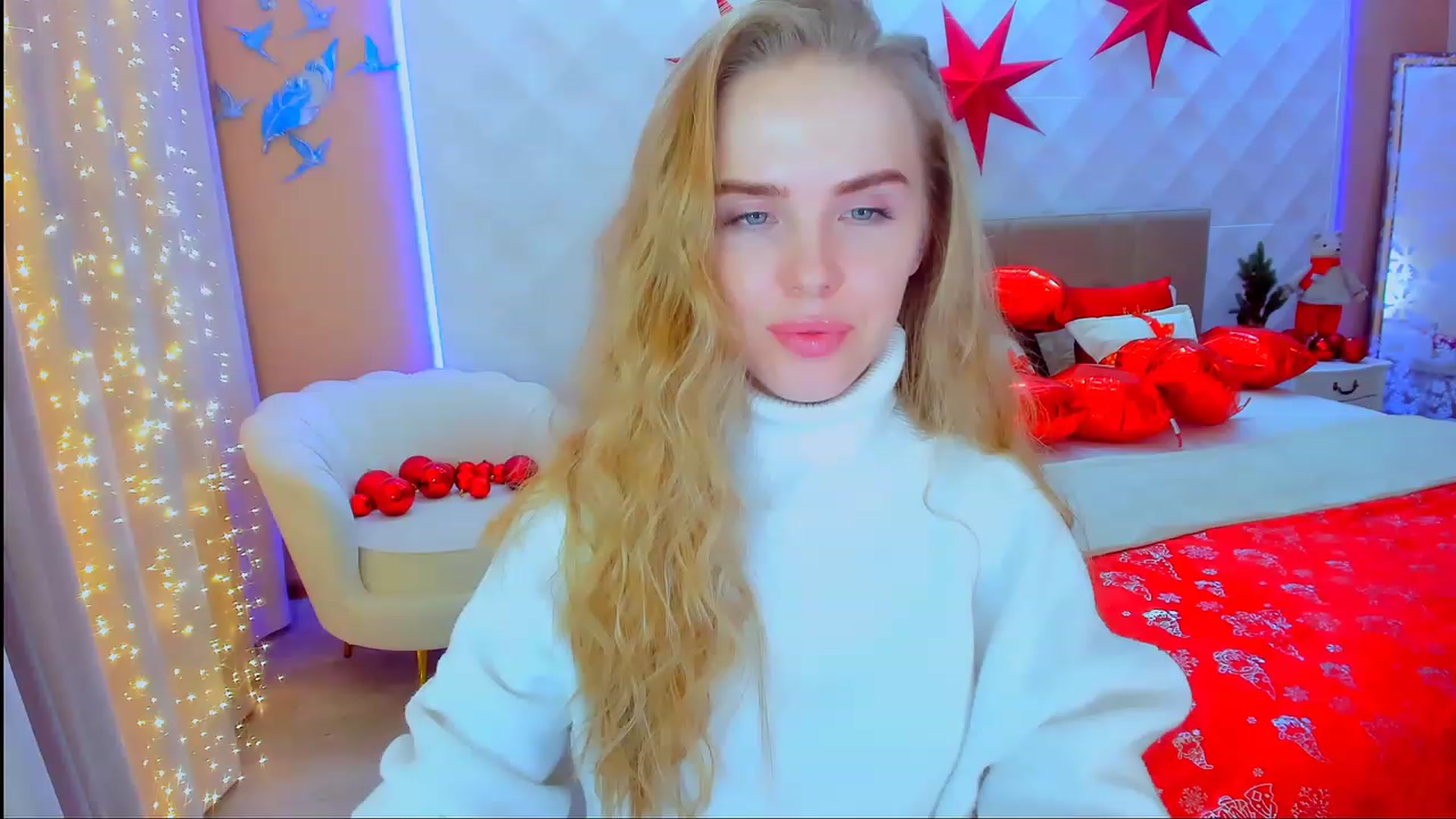 Gallery image thumbnail from ShowMeTheWay's myfreecams stream on, 12/27/2023, 17:40 image 11 of 20