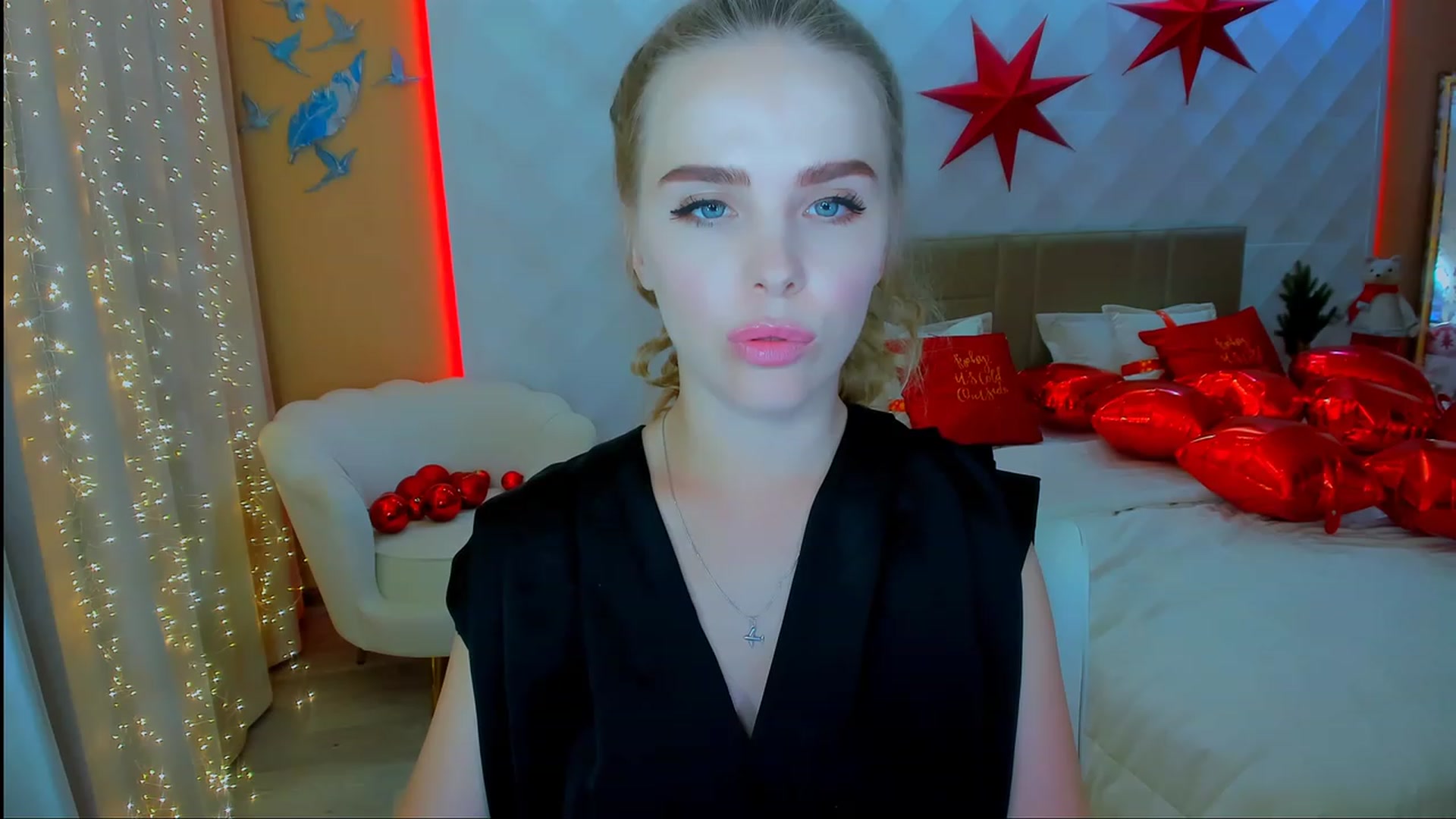Gallery image thumbnail from ShowMeTheWay's myfreecams stream on, 01/20/2024, 12:38 image 18 of 20