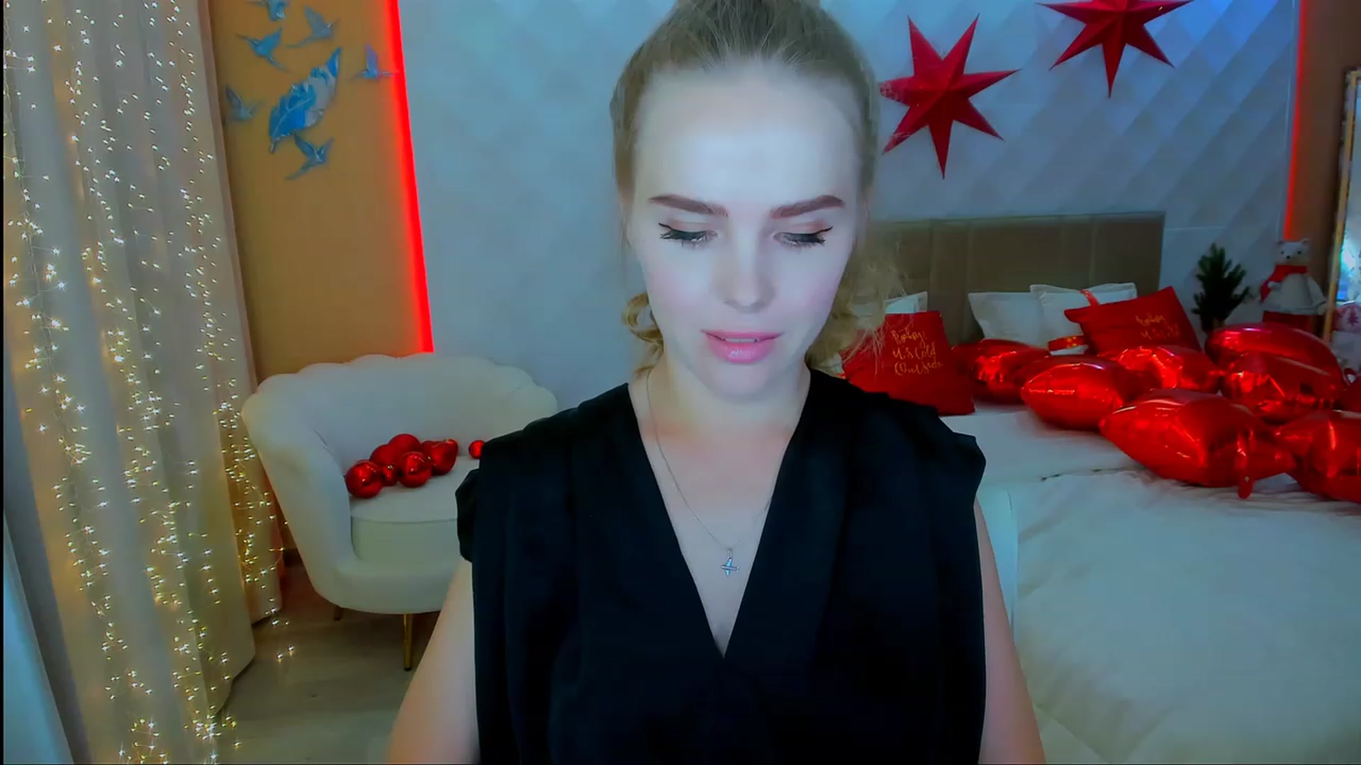 Gallery image thumbnail from ShowMeTheWay's myfreecams stream on, 01/20/2024, 12:38 image 17 of 20