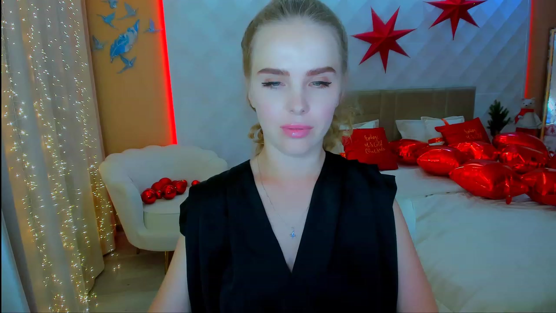 Gallery image thumbnail from ShowMeTheWay's myfreecams stream on, 01/20/2024, 12:38 image 12 of 20
