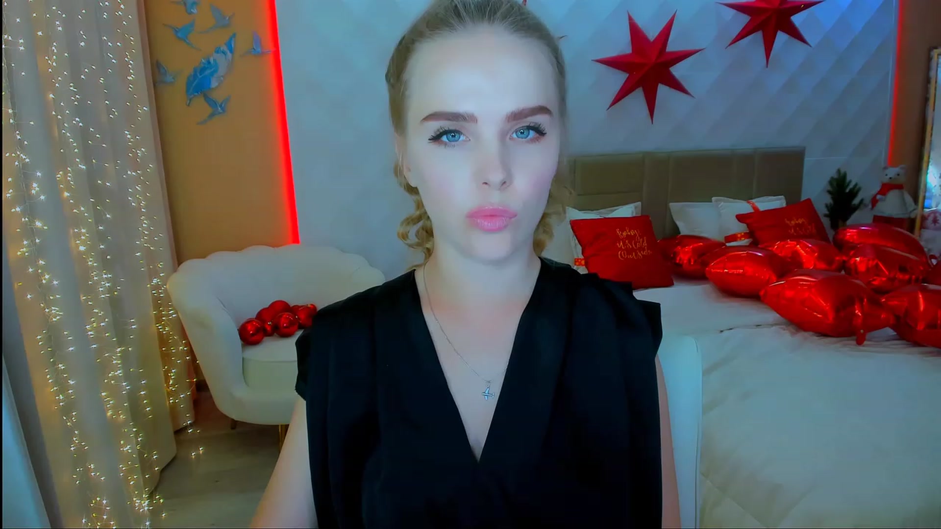 Gallery image thumbnail from ShowMeTheWay's myfreecams stream on, 01/20/2024, 12:38 image 4 of 20