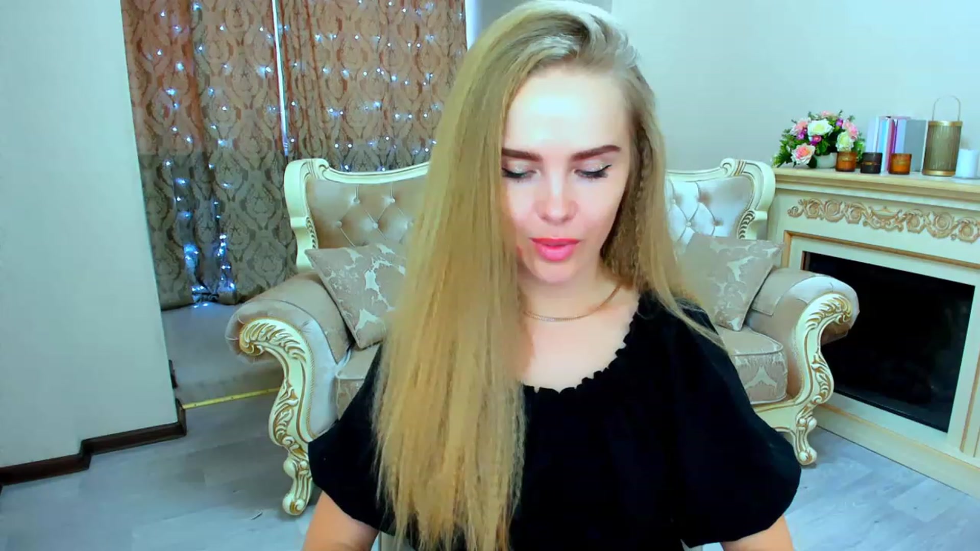 Gallery image thumbnail from ShowMeTheWay's myfreecams stream on, 01/24/2024, 10:44 image 10 of 20