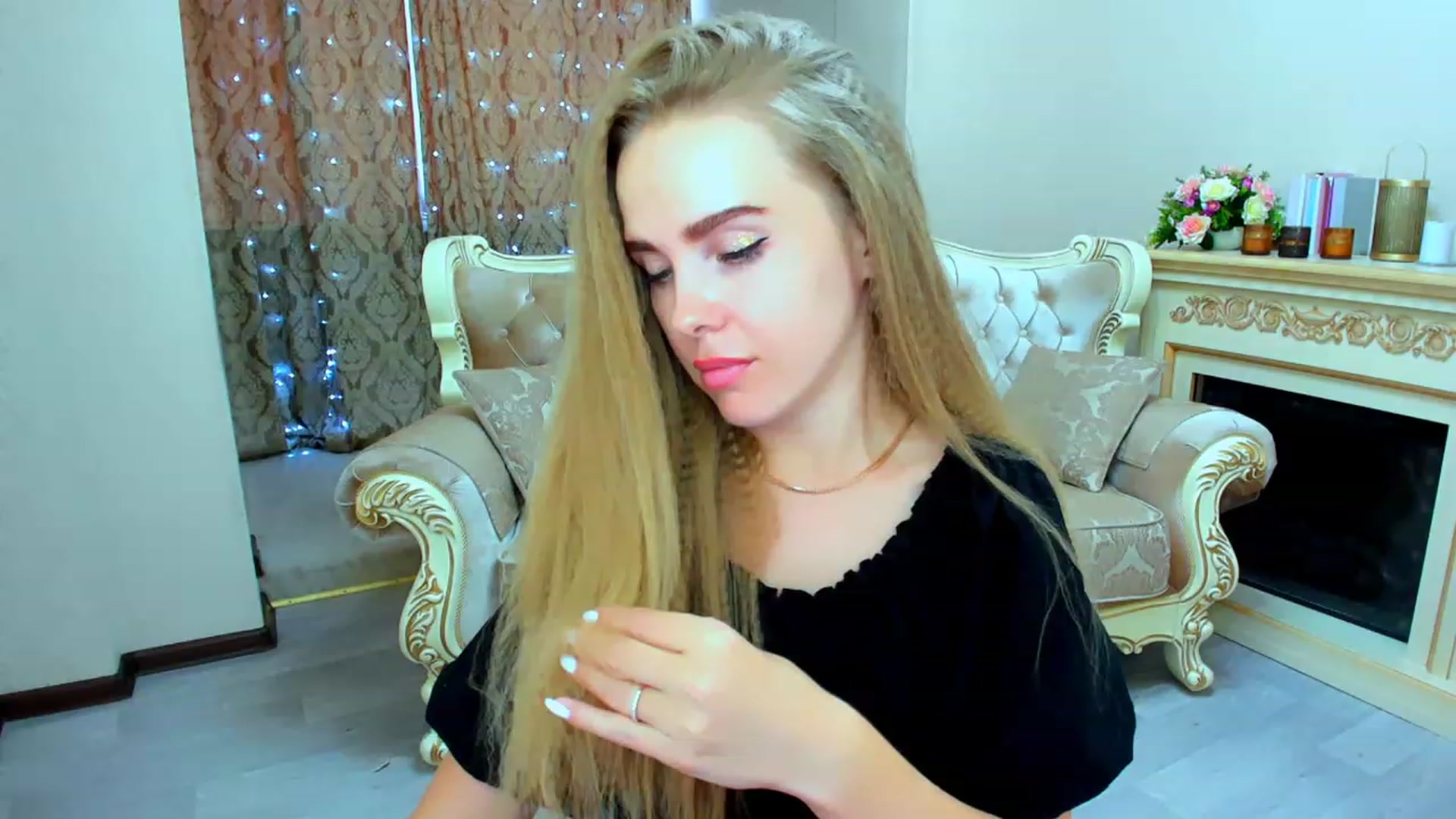 Gallery image thumbnail from ShowMeTheWay's myfreecams stream on, 01/24/2024, 10:44 image 8 of 20