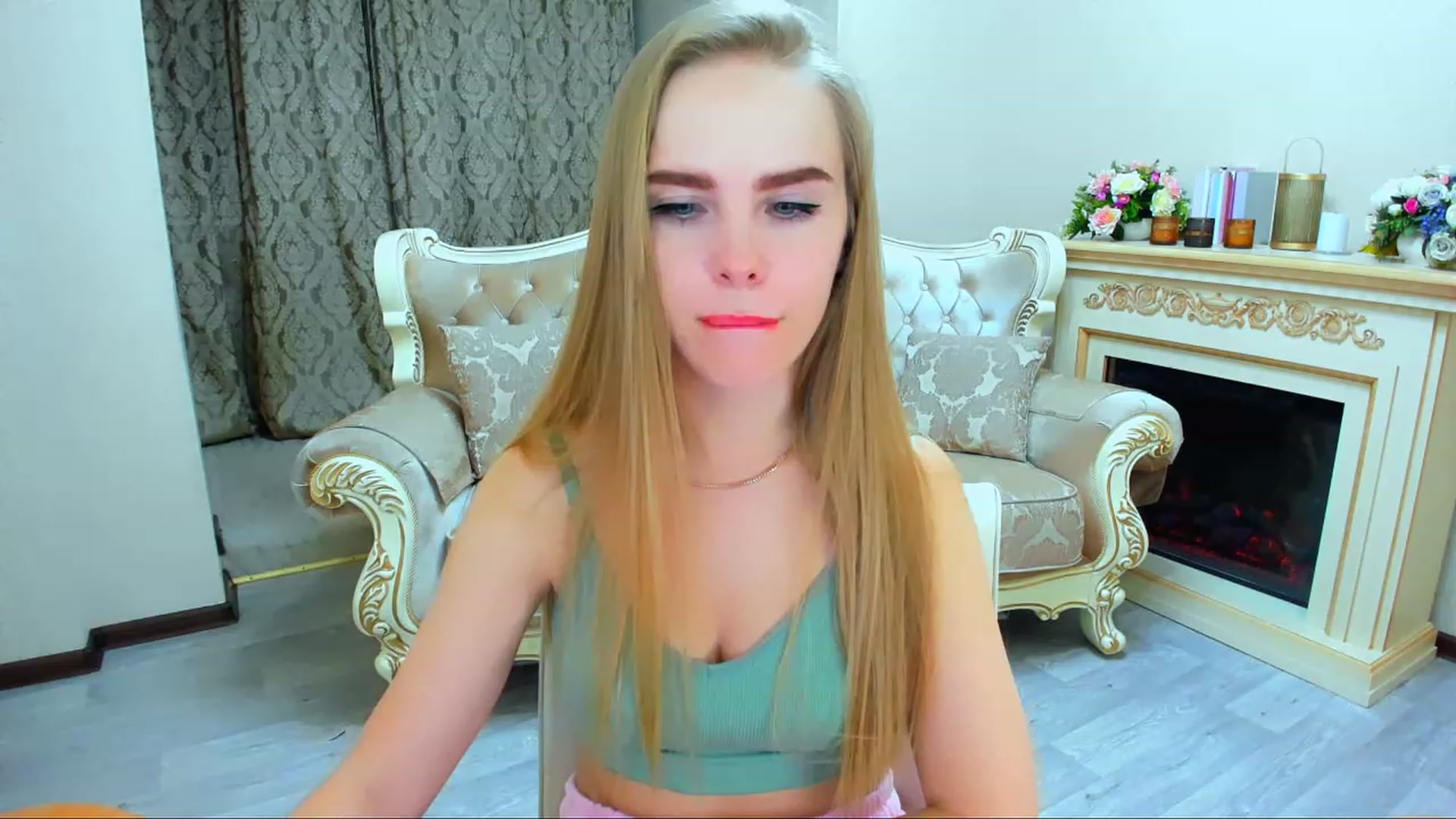 Gallery image thumbnail from ShowMeTheWay's myfreecams stream on, 01/25/2024, 16:38 image 16 of 20