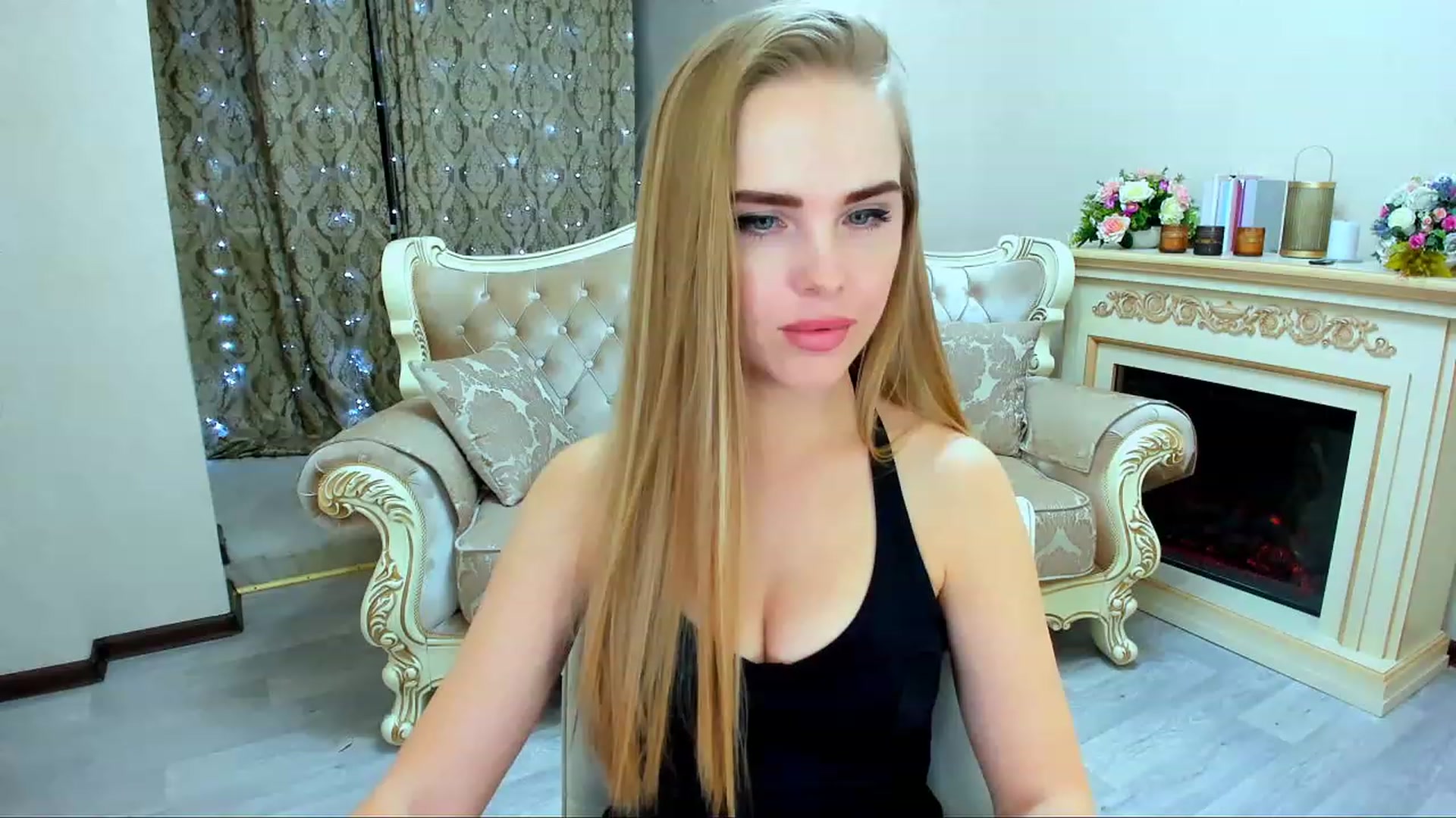 Gallery image thumbnail from ShowMeTheWay's myfreecams stream on, 01/27/2024, 13:49 image 6 of 20