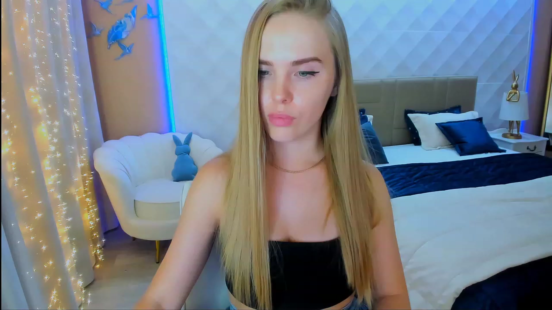 Gallery image thumbnail from ShowMeTheWay's myfreecams stream on, 01/29/2024, 12:46 image 11 of 20