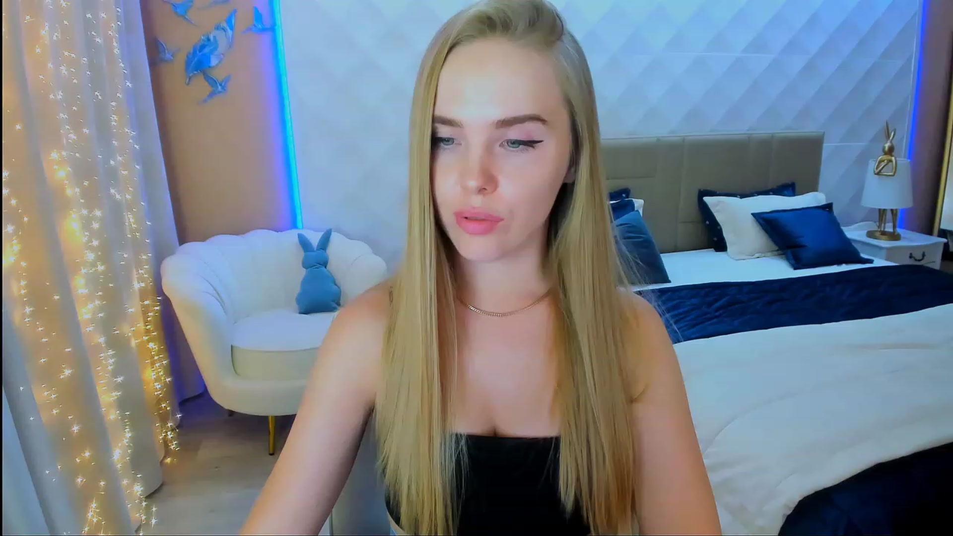 Gallery image thumbnail from ShowMeTheWay's myfreecams stream on, 01/29/2024, 12:46 image 7 of 20