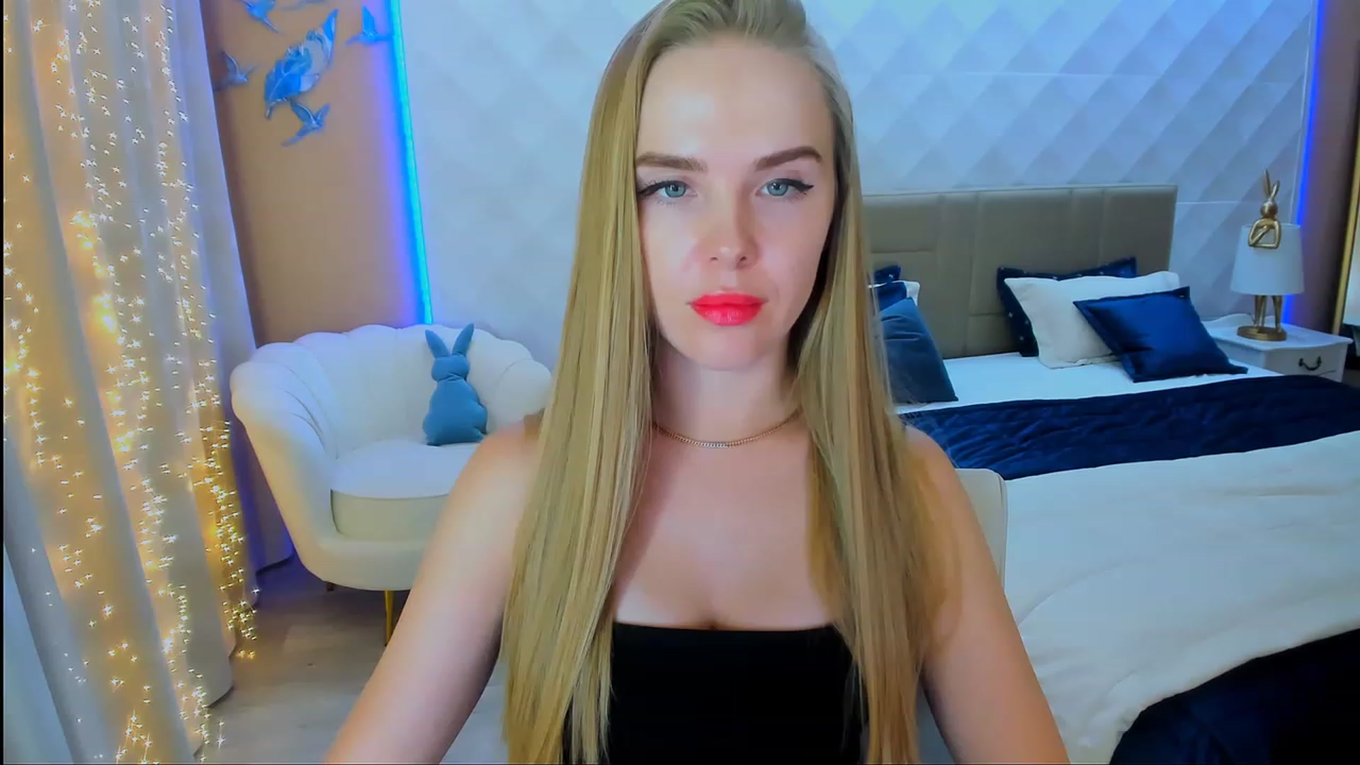 Gallery image thumbnail from ShowMeTheWay's myfreecams stream on, 01/29/2024, 13:47 image 17 of 20