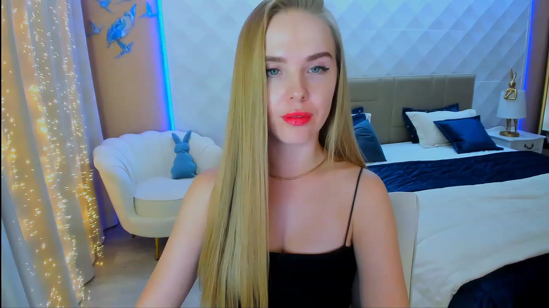 Gallery image thumbnail from ShowMeTheWay's myfreecams stream on, 01/29/2024, 13:47 image 6 of 20