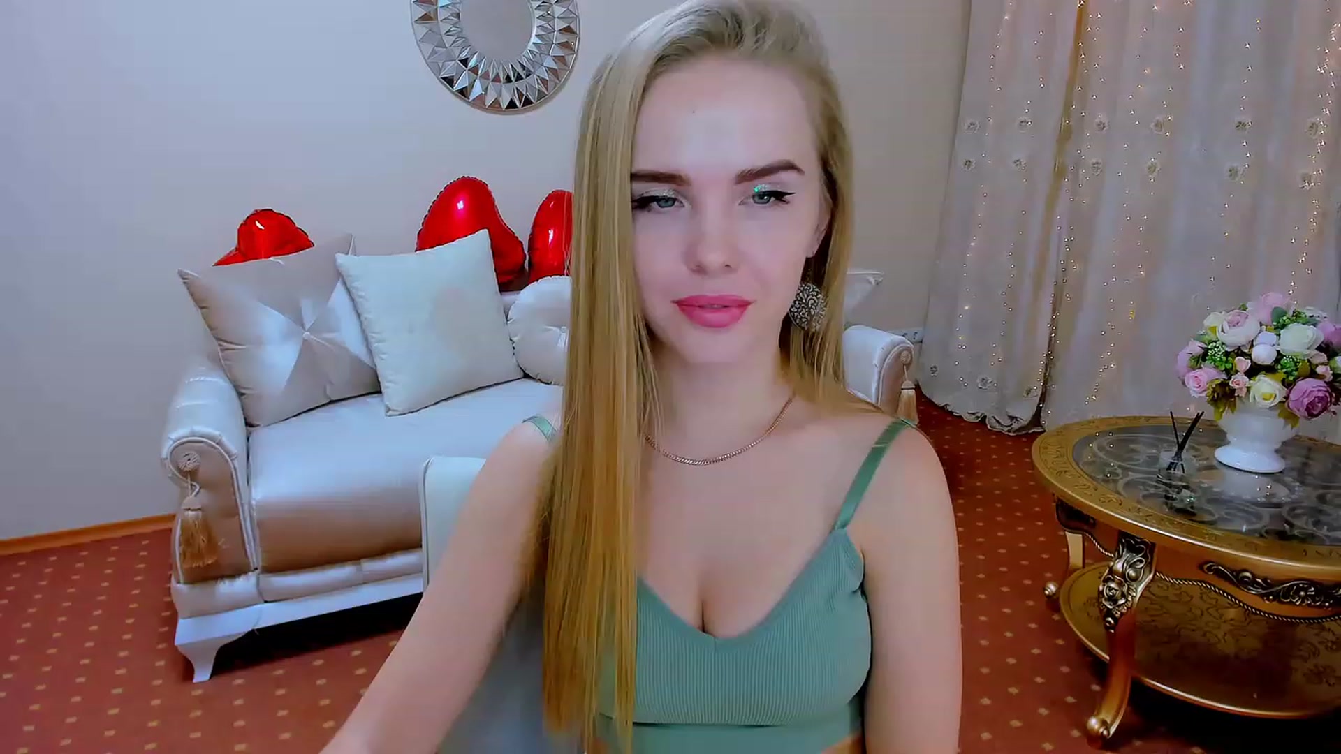 Gallery image thumbnail from ShowMeTheWay's myfreecams stream on, 02/15/2024, 14:47 image 9 of 20