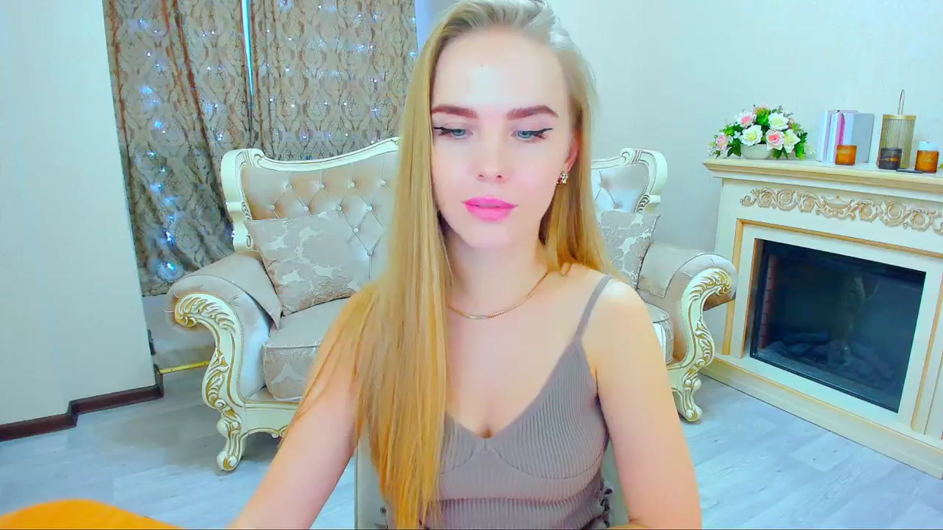 Gallery image thumbnail from ShowMeTheWay's myfreecams stream on, 02/16/2024, 12:46 image 19 of 20