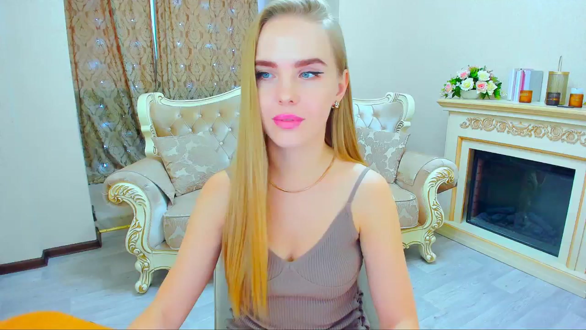 Gallery image thumbnail from ShowMeTheWay's myfreecams stream on, 02/16/2024, 12:46 image 1 of 20