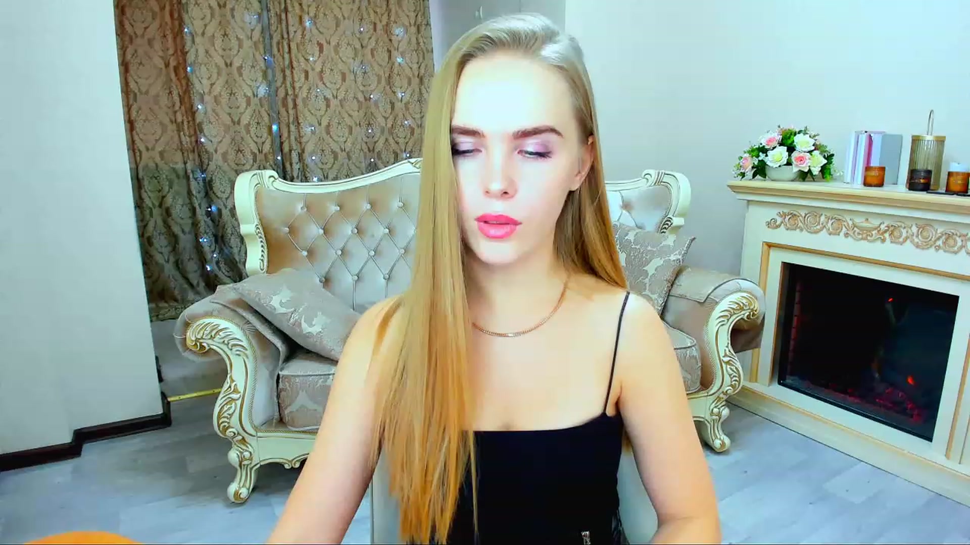 Gallery image thumbnail from ShowMeTheWay's myfreecams stream on, 02/17/2024, 12:48 image 7 of 20