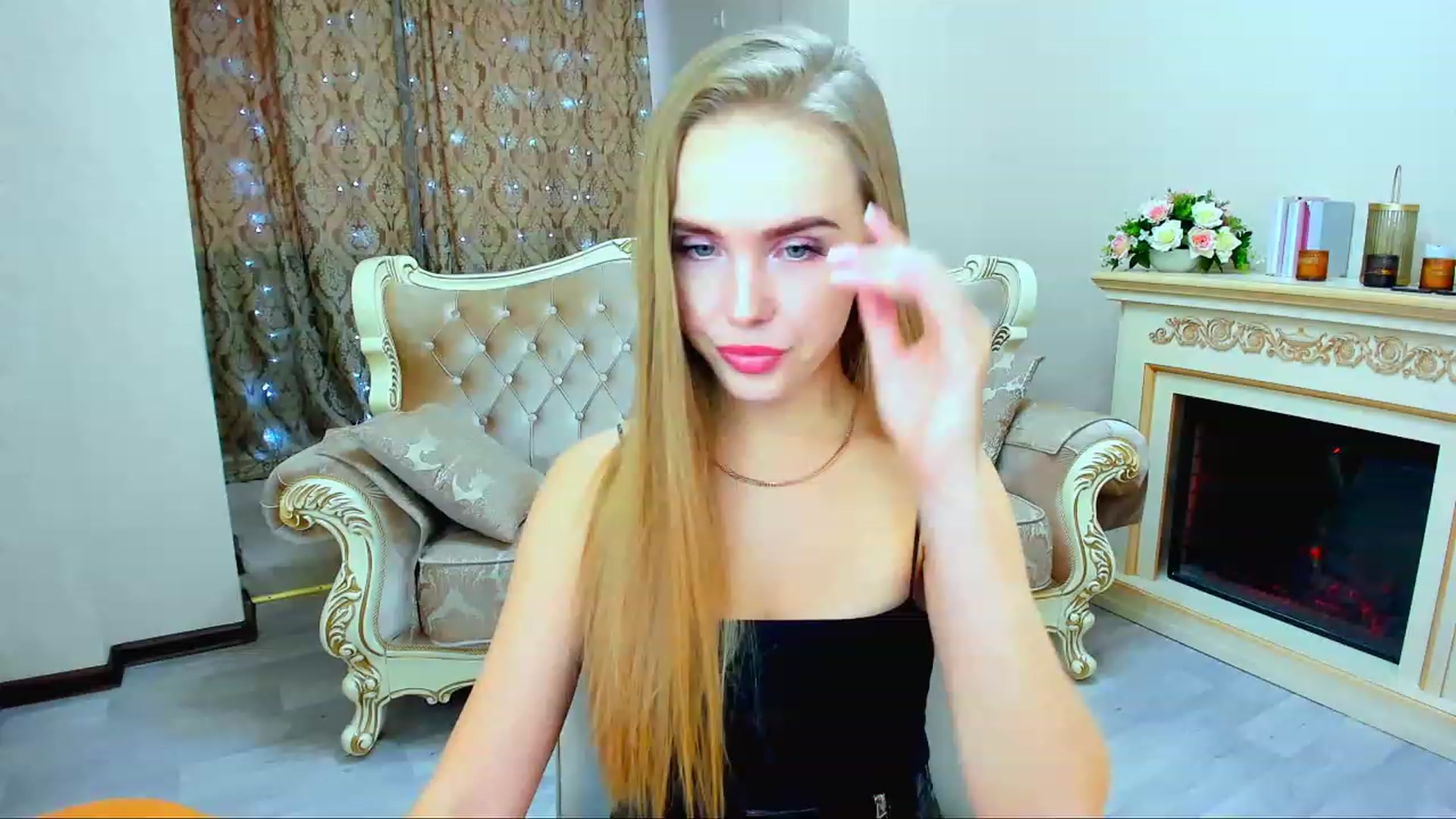 Gallery image thumbnail from ShowMeTheWay's myfreecams stream on, 02/17/2024, 12:48 image 6 of 20
