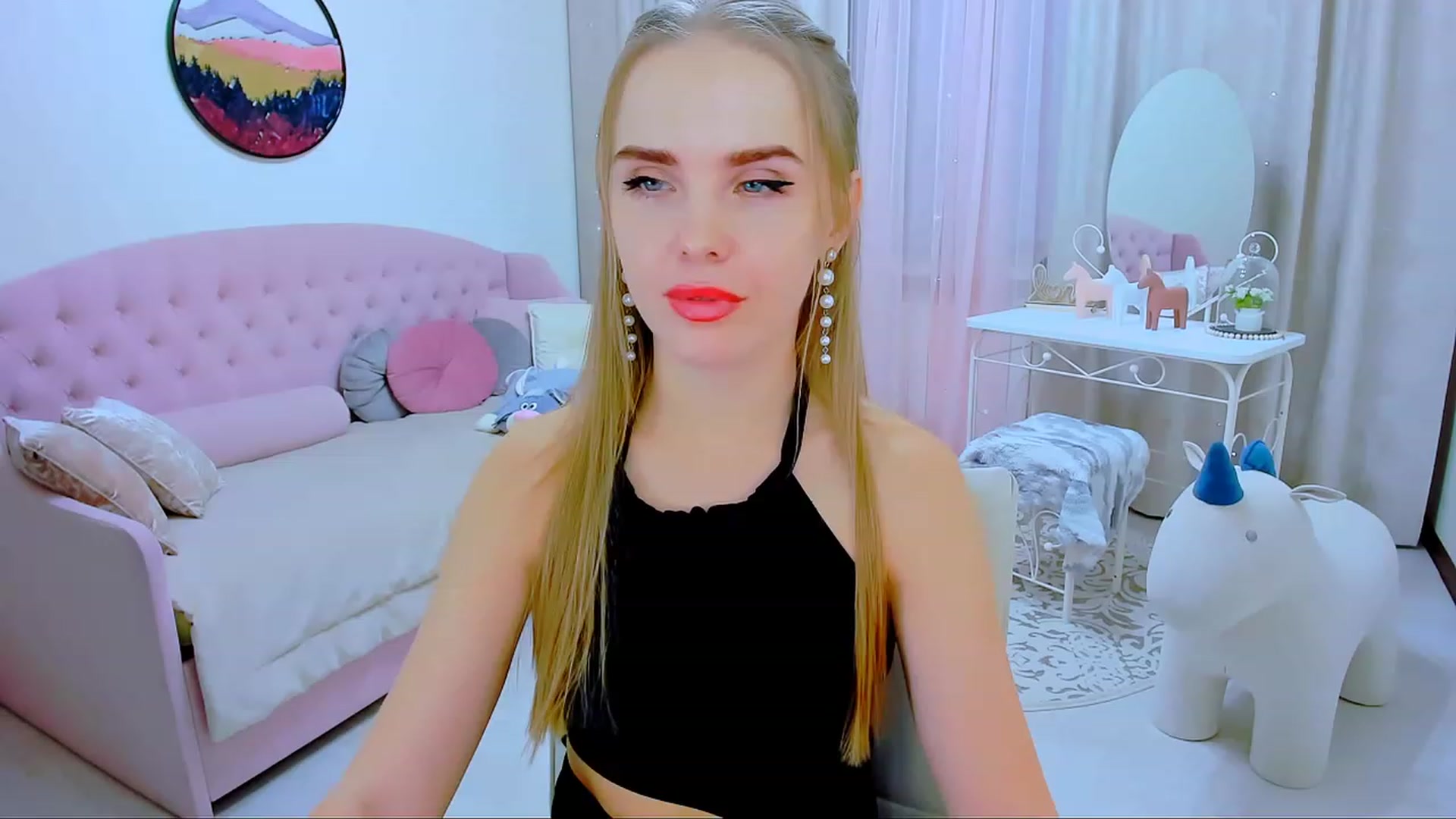 Gallery image thumbnail from ShowMeTheWay's myfreecams stream on, 02/26/2024, 15:05 image 9 of 20