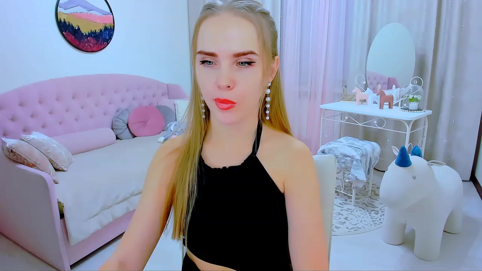 Gallery image thumbnail from ShowMeTheWay's myfreecams stream on, 02/26/2024, 15:05 image 4 of 20