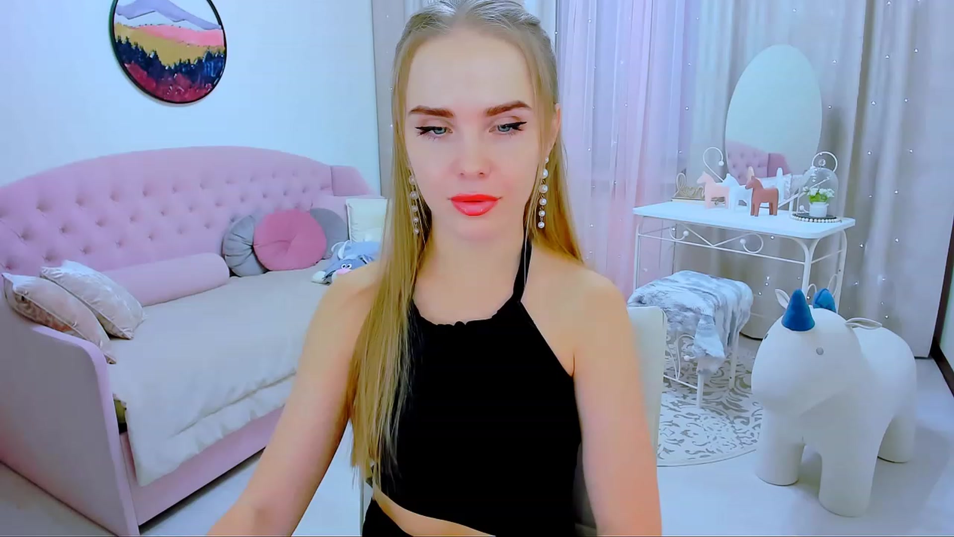 Gallery image thumbnail from ShowMeTheWay's myfreecams stream on, 02/26/2024, 15:05 image 1 of 20