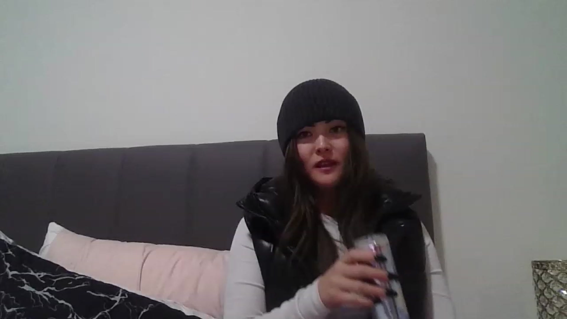 Gallery image thumbnail from ShrimpDumplin's myfreecams stream on, 11/14/2022, 13:19 image 18 of 20