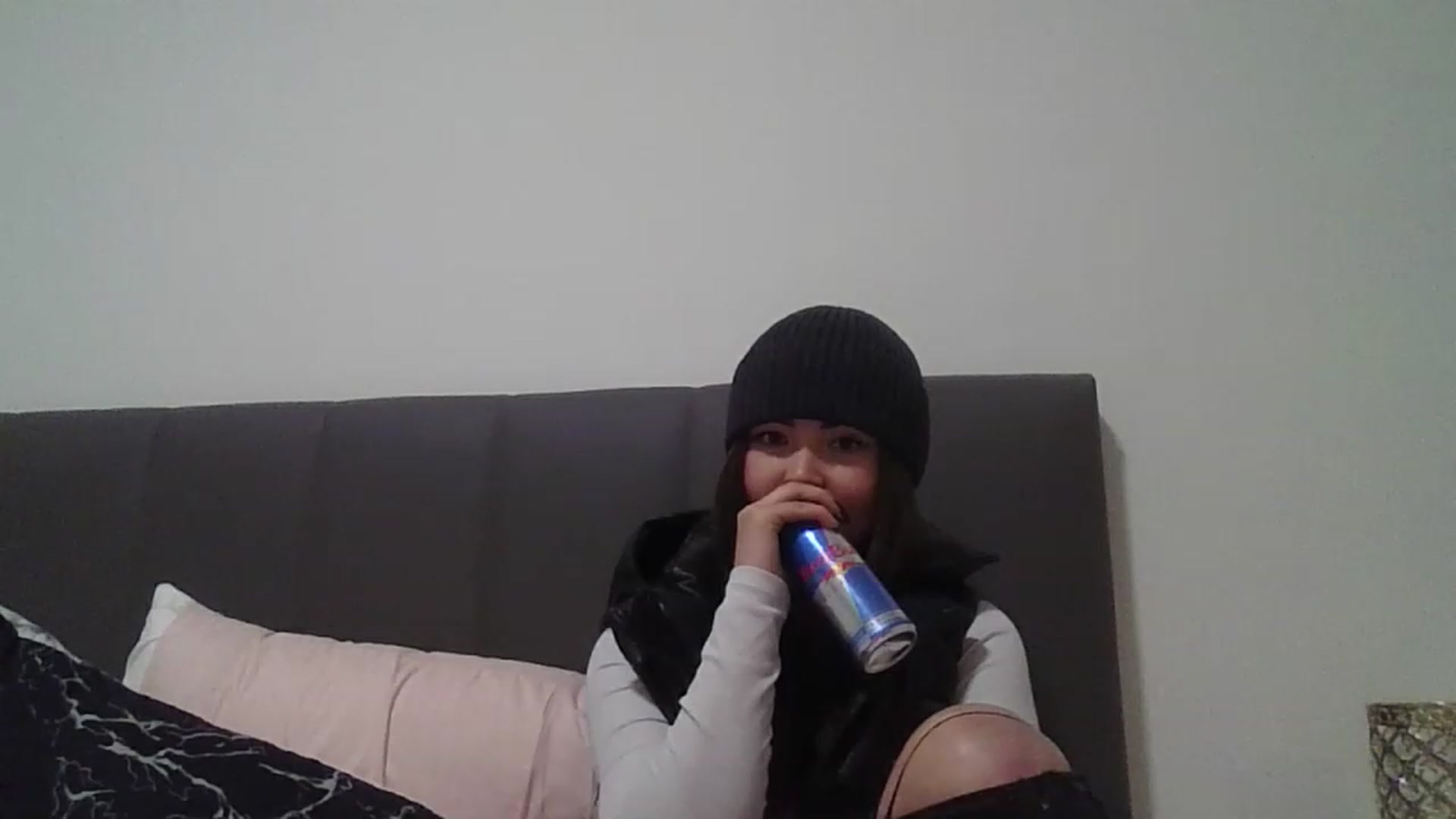 Gallery image thumbnail from ShrimpDumplin's myfreecams stream on, 11/14/2022, 13:19 image 2 of 20
