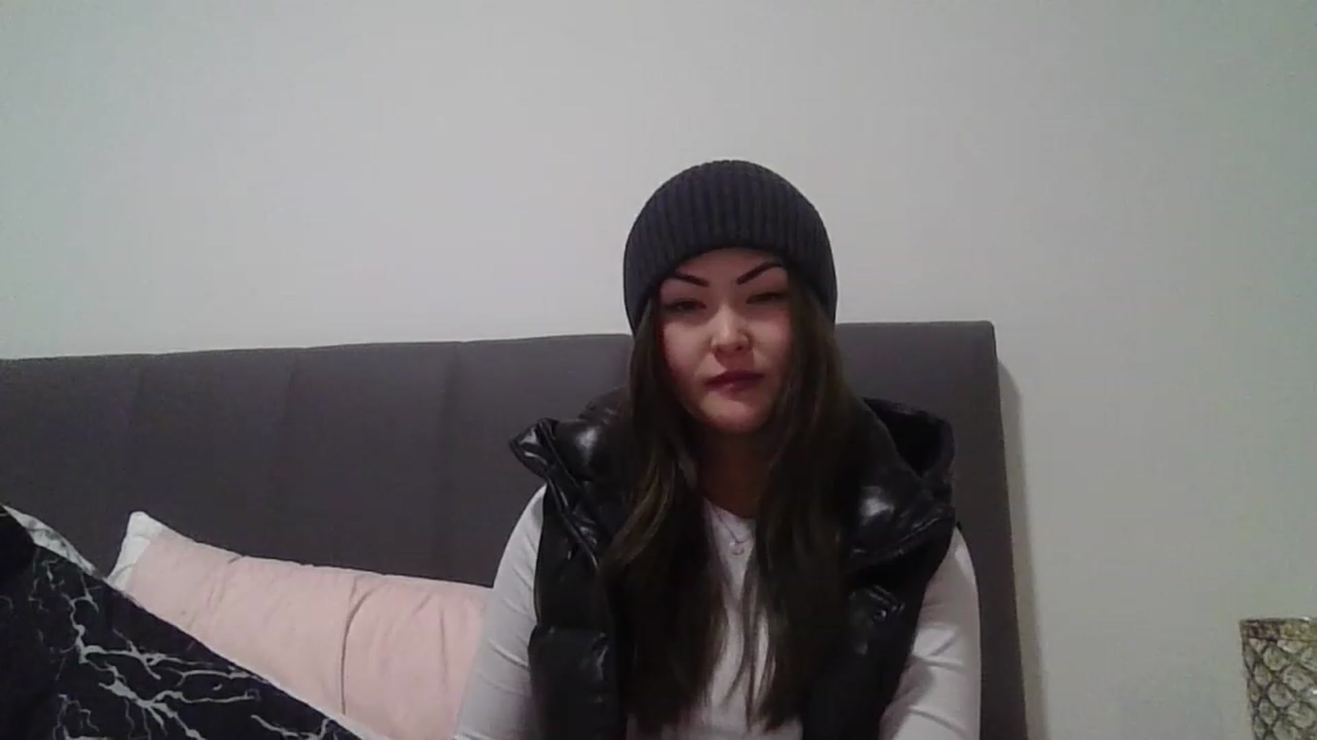 Gallery image thumbnail from ShrimpDumplin's myfreecams stream on, 11/14/2022, 13:19 image 11 of 20