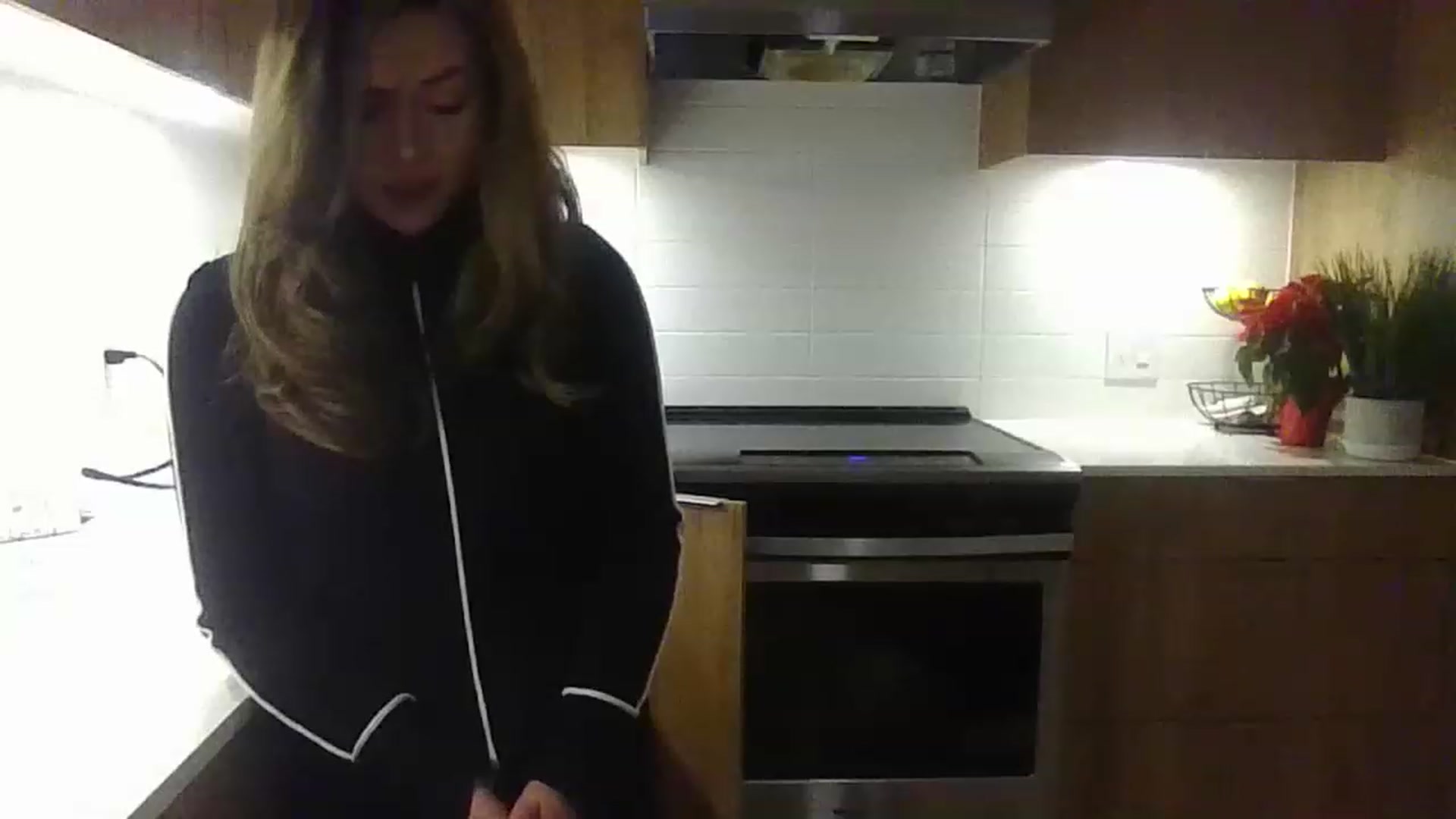 Gallery image thumbnail from ShrimpDumplin's myfreecams stream on, 11/20/2022, 03:09 image 10 of 20