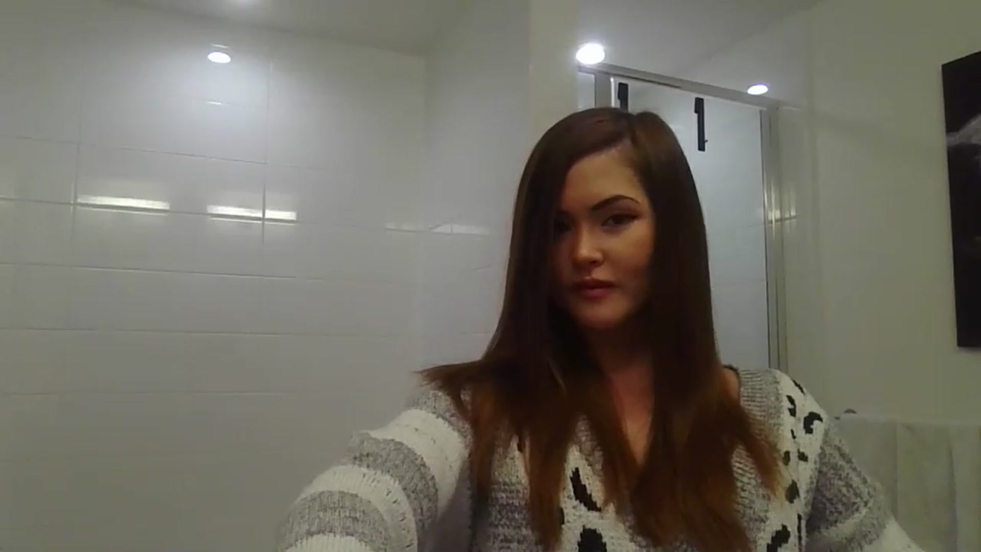 Gallery image thumbnail from ShrimpDumplin's myfreecams stream on, 12/06/2022, 23:45 image 17 of 20