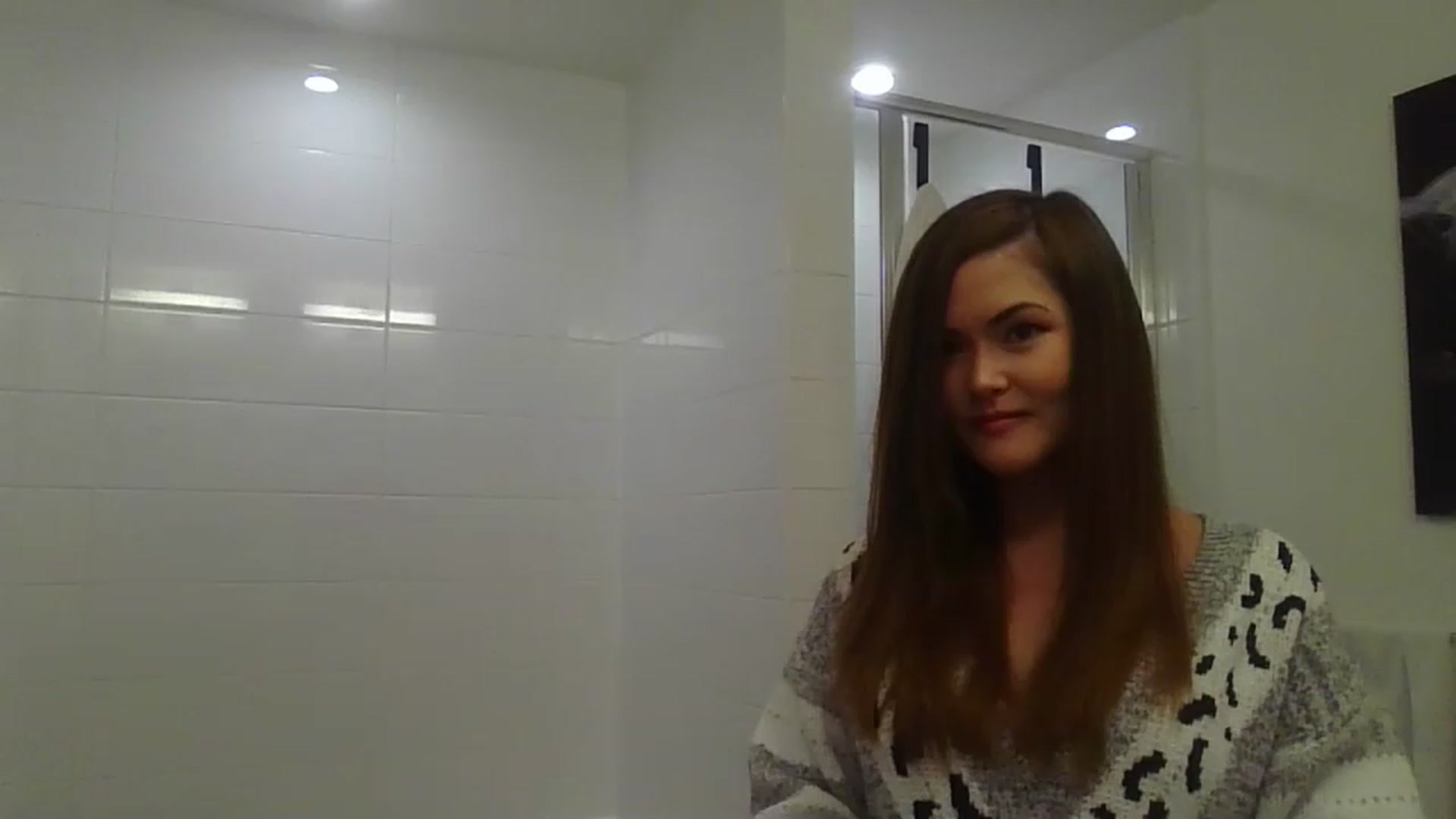 Gallery image thumbnail from ShrimpDumplin's myfreecams stream on, 12/06/2022, 23:45 image 16 of 20