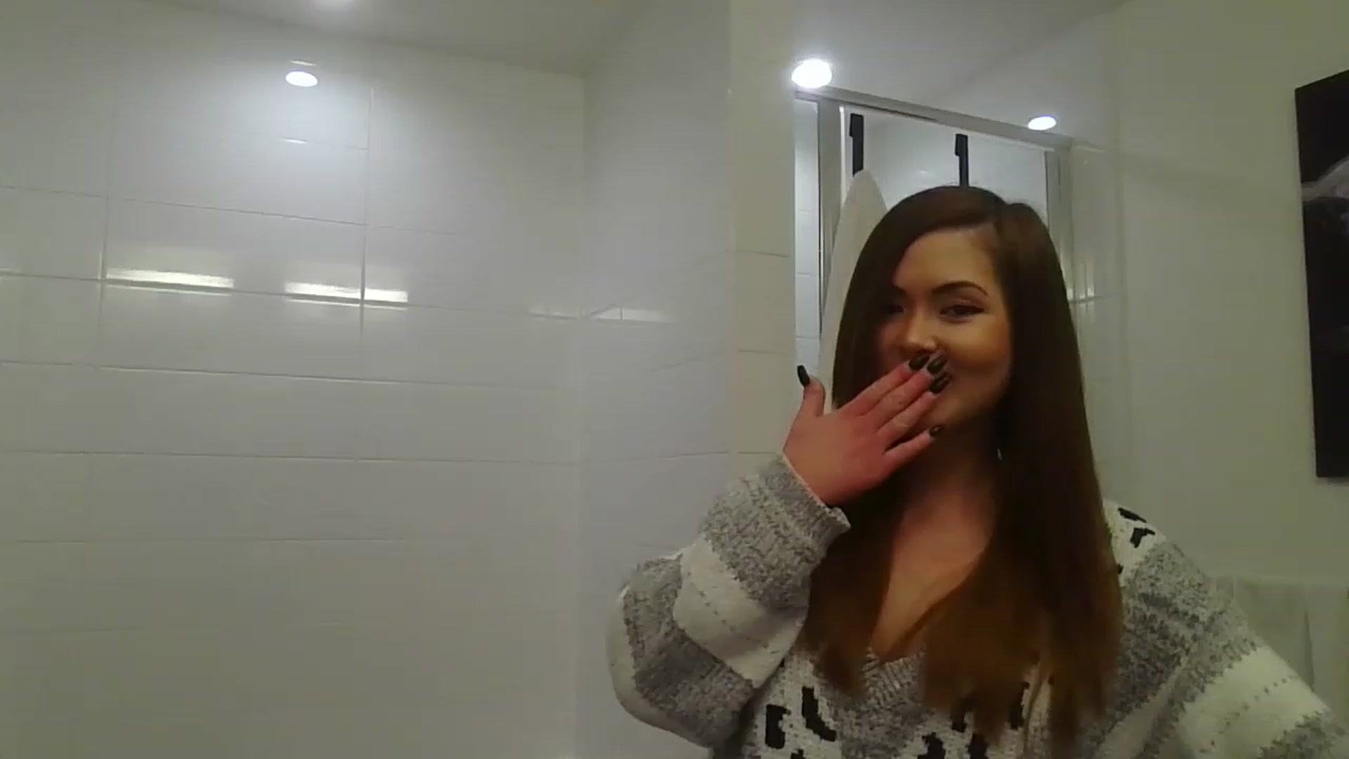 Gallery image thumbnail from ShrimpDumplin's myfreecams stream on, 12/06/2022, 23:45 image 18 of 20