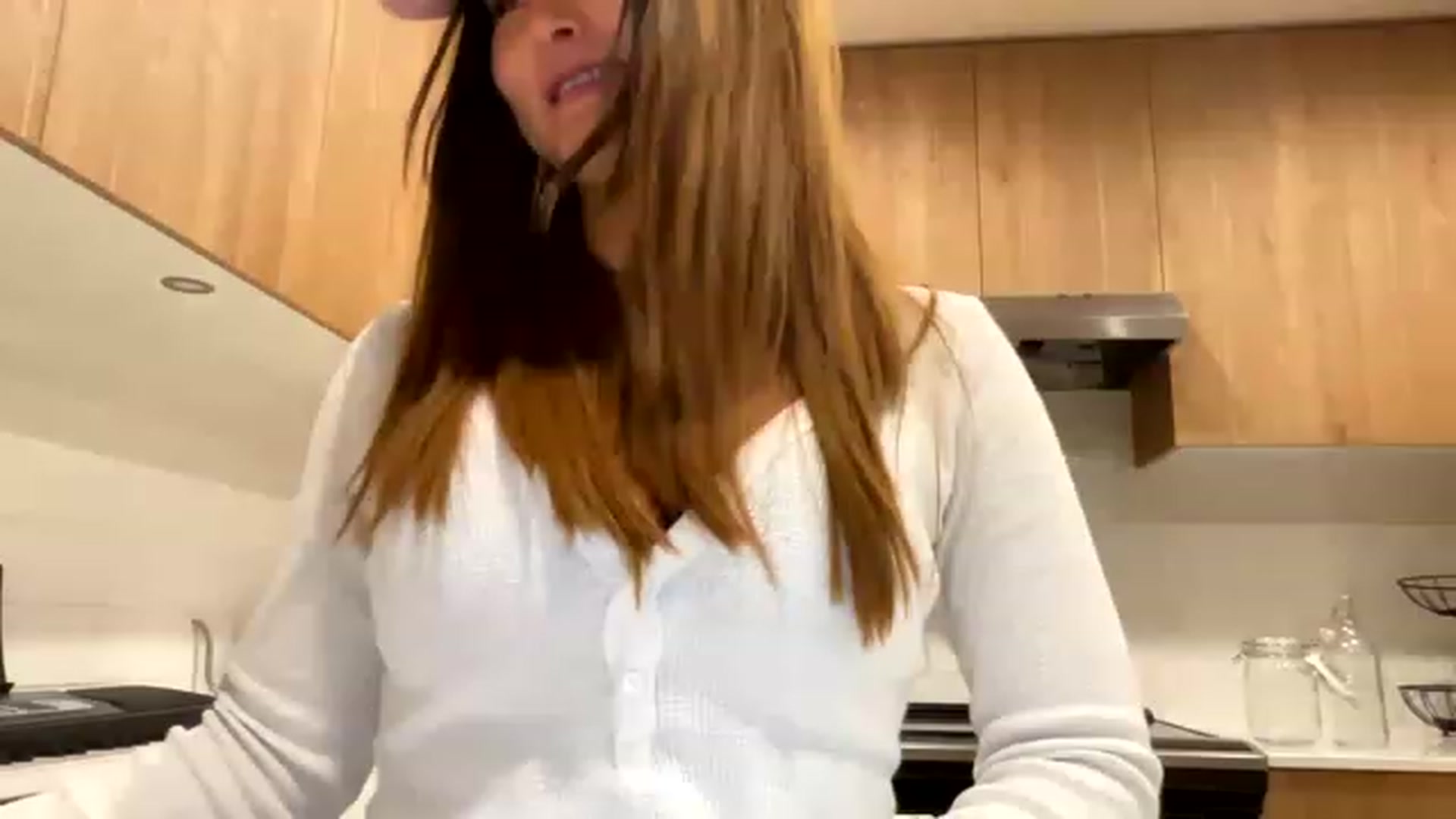 Gallery image thumbnail from ShrimpDumplin's myfreecams stream on, 12/25/2022, 09:16 image 3 of 20