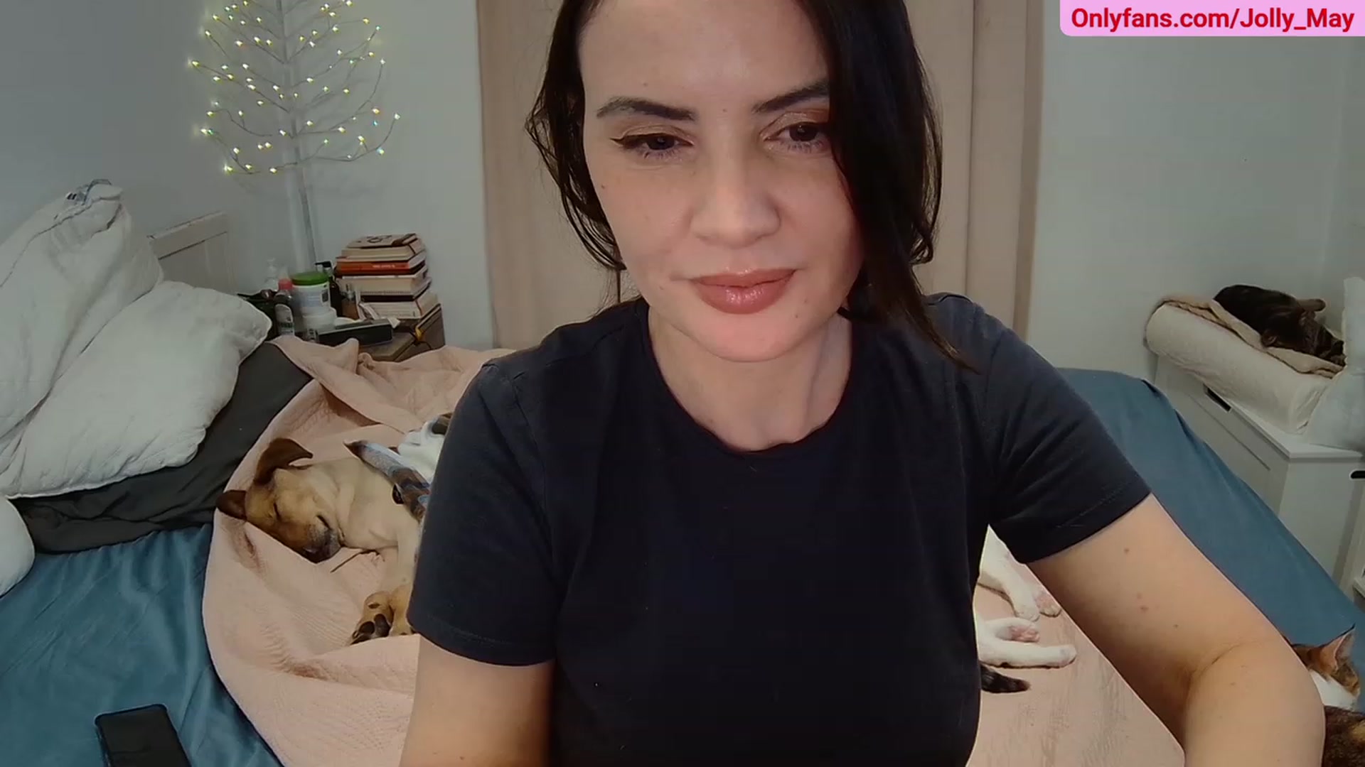 Gallery image thumbnail from ShyAngie's myfreecams stream on, 06/14/2023, 02:38 image 11 of 20
