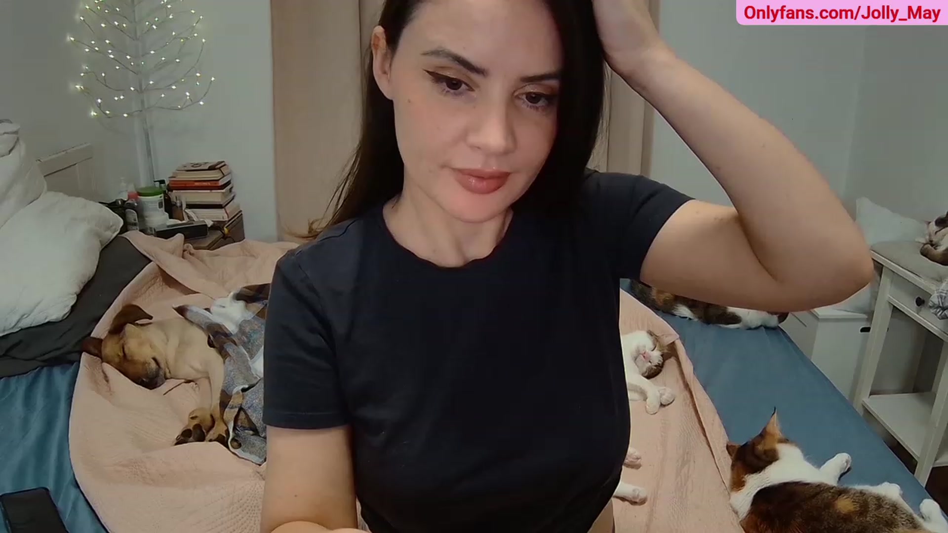Gallery image thumbnail from ShyAngie's myfreecams stream on, 06/14/2023, 02:38 image 14 of 20