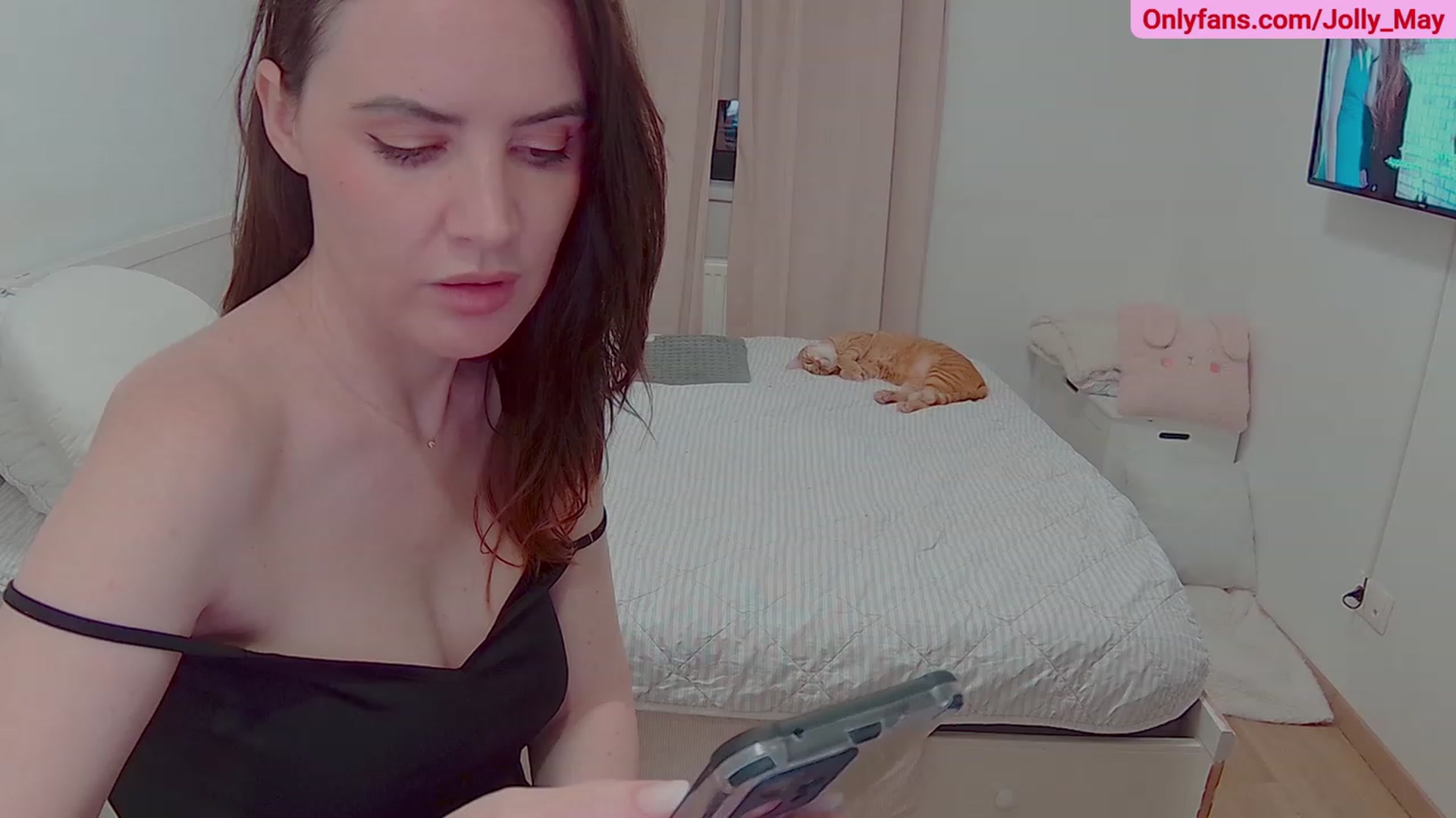 Gallery image thumbnail from ShyAngie's myfreecams stream on, 07/10/2023, 01:33 image 14 of 20