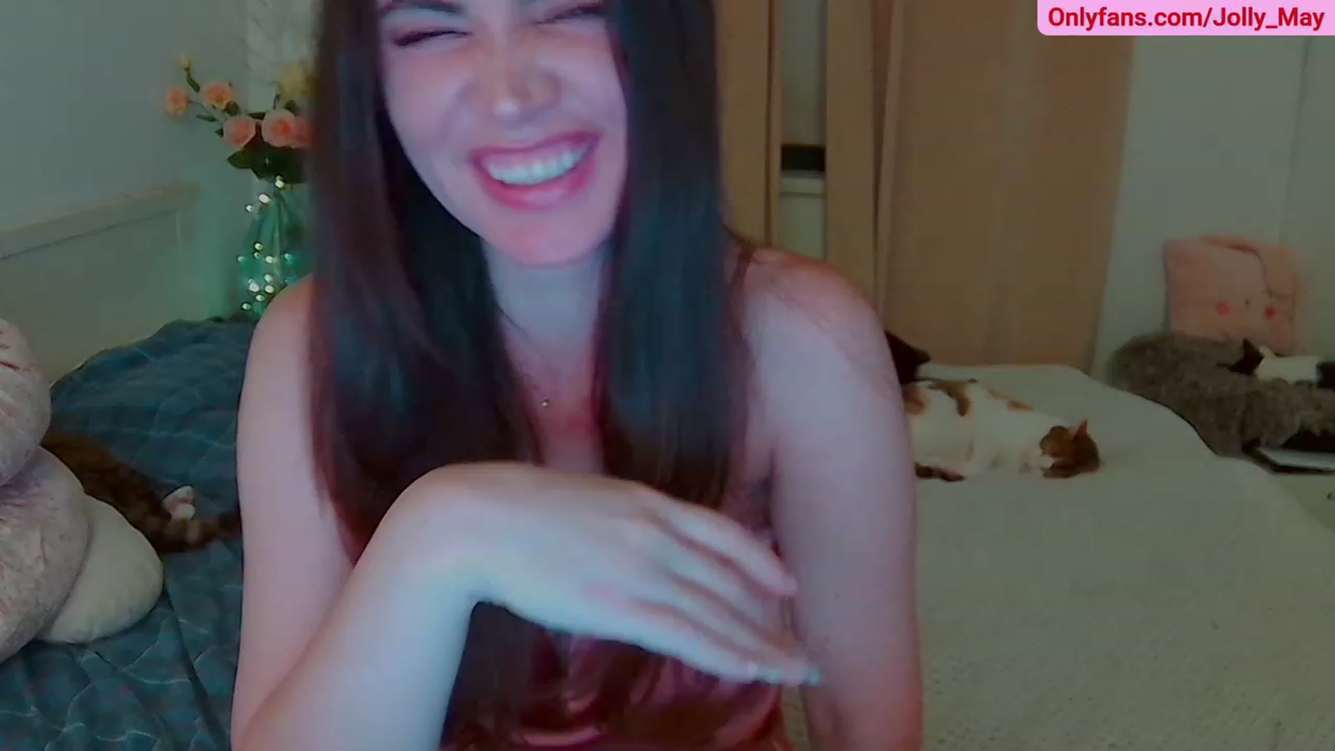 Gallery image thumbnail from ShyAngie's myfreecams stream on, 10/09/2023, 24:16 image 8 of 20
