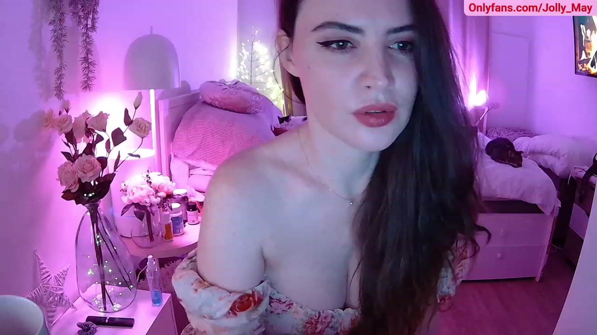 Gallery image thumbnail from ShyAngie's myfreecams stream on, 11/25/2023, 23:47 image 12 of 20
