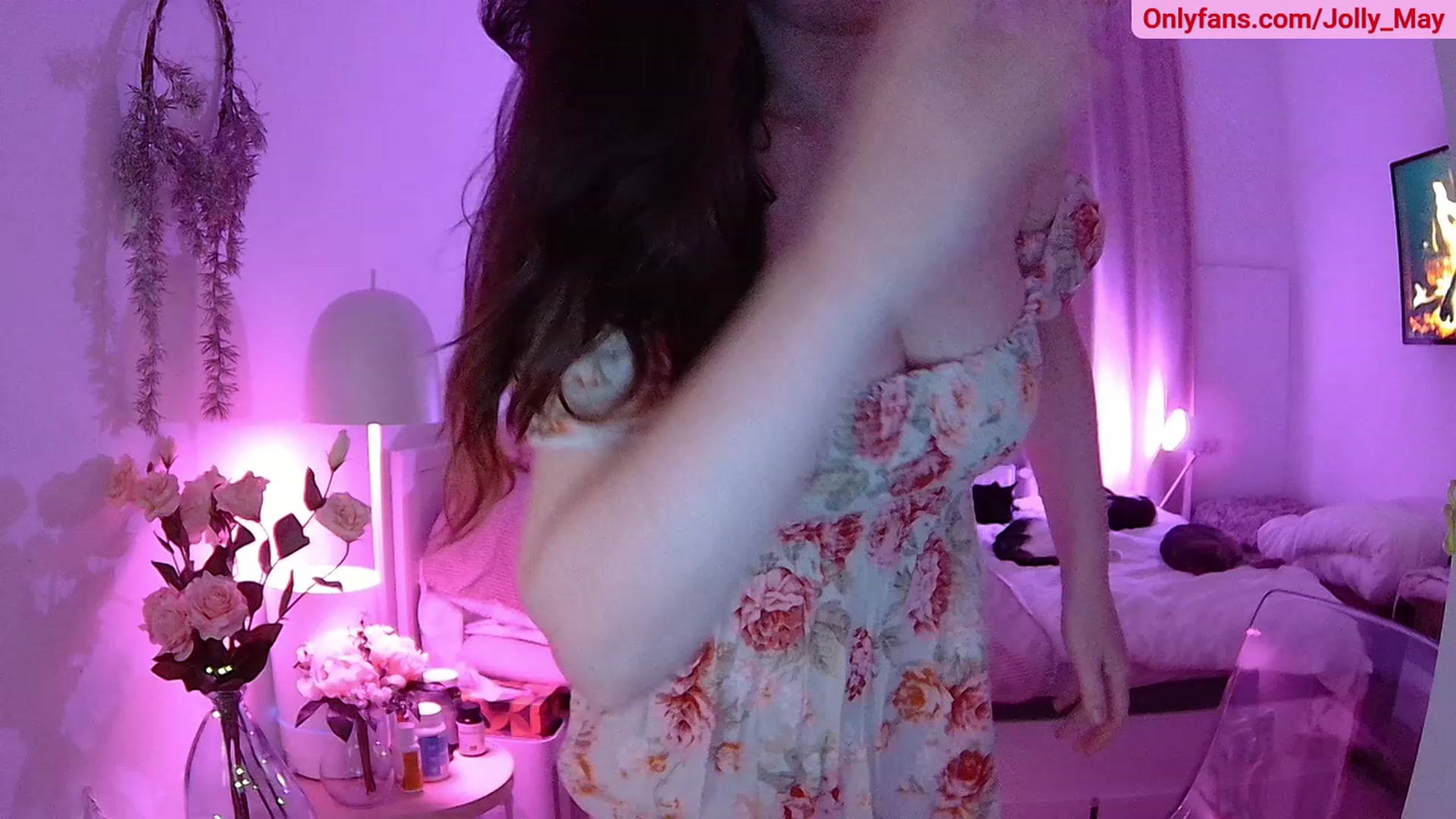 Gallery image thumbnail from ShyAngie's myfreecams stream on, 11/25/2023, 23:47 image 6 of 20